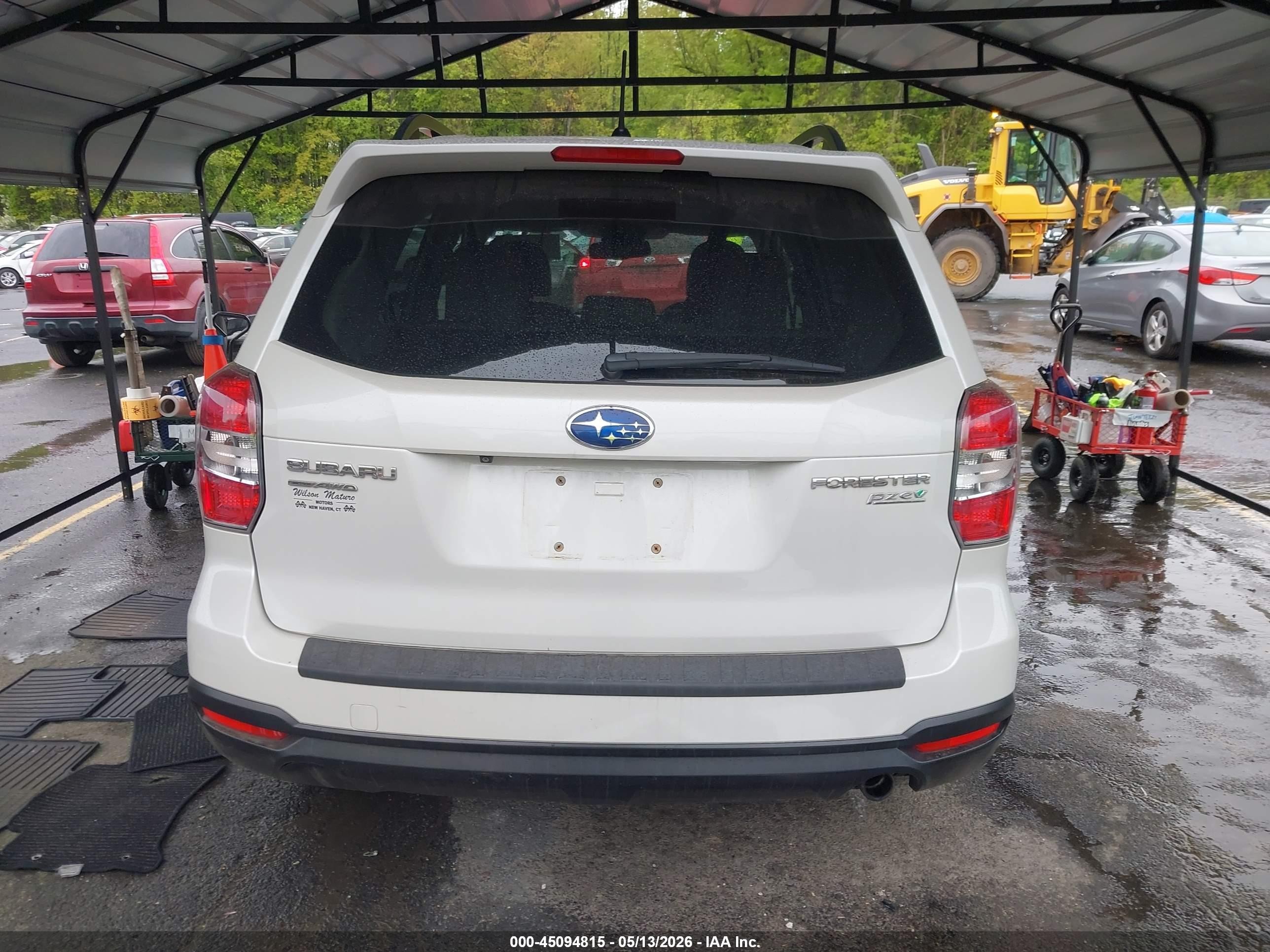 2015 Subaru Forester 2.5i Limited White vin: JF2SJAHC3FH814486