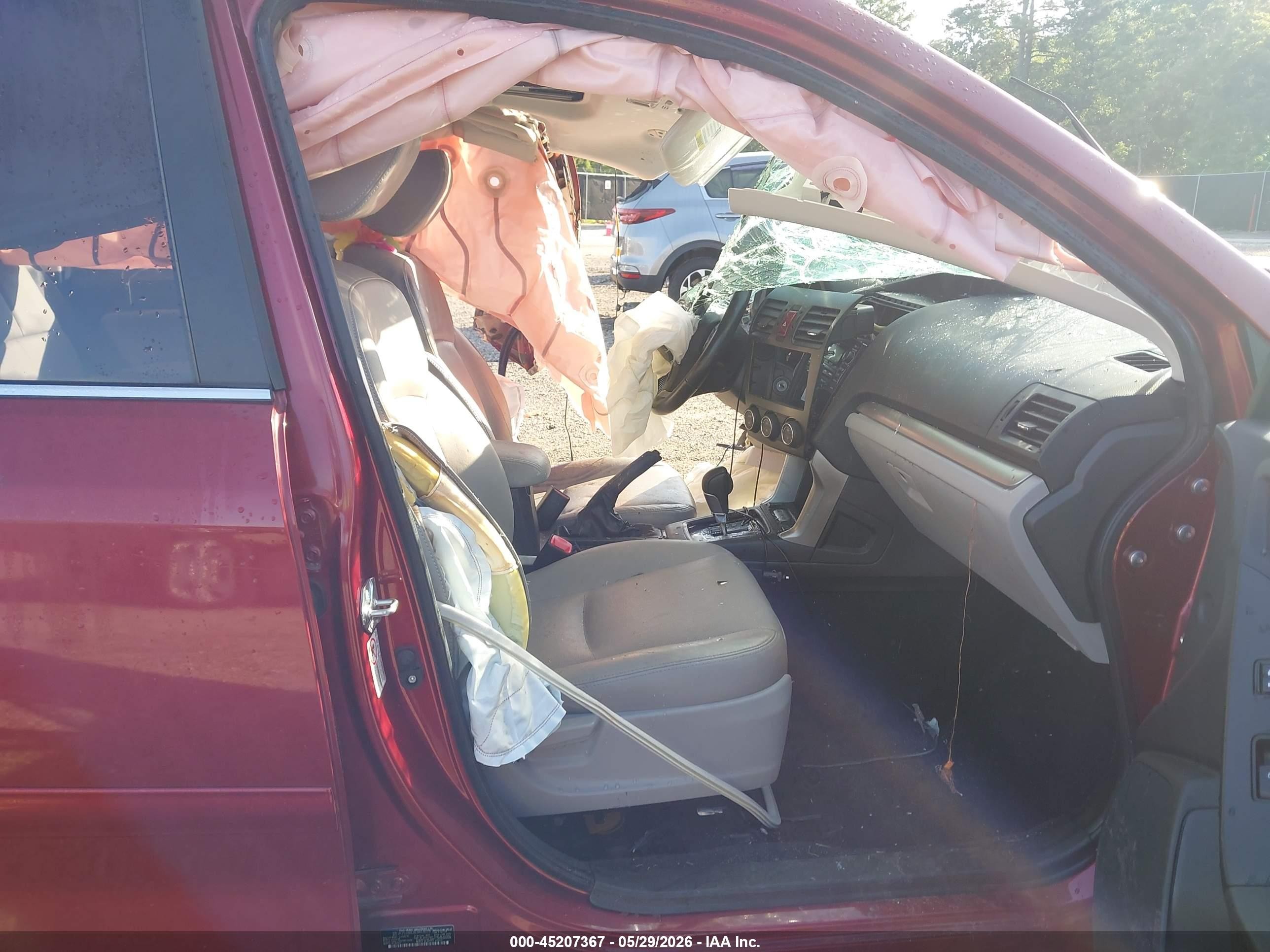 2014 Subaru Forester 2.5i Limited Red vin: JF2SJAHC4EH418078