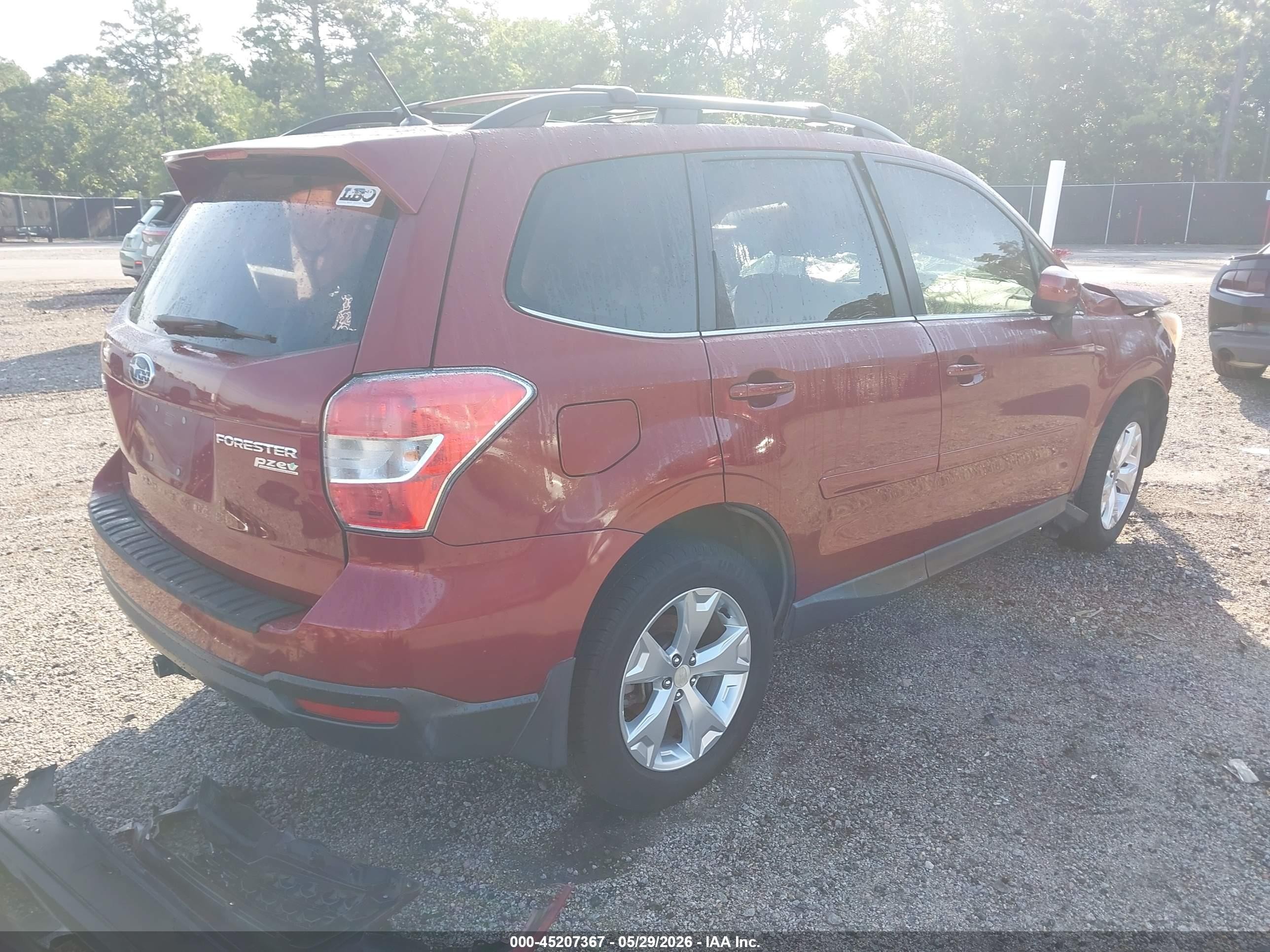 2014 Subaru Forester 2.5i Limited Red vin: JF2SJAHC4EH418078