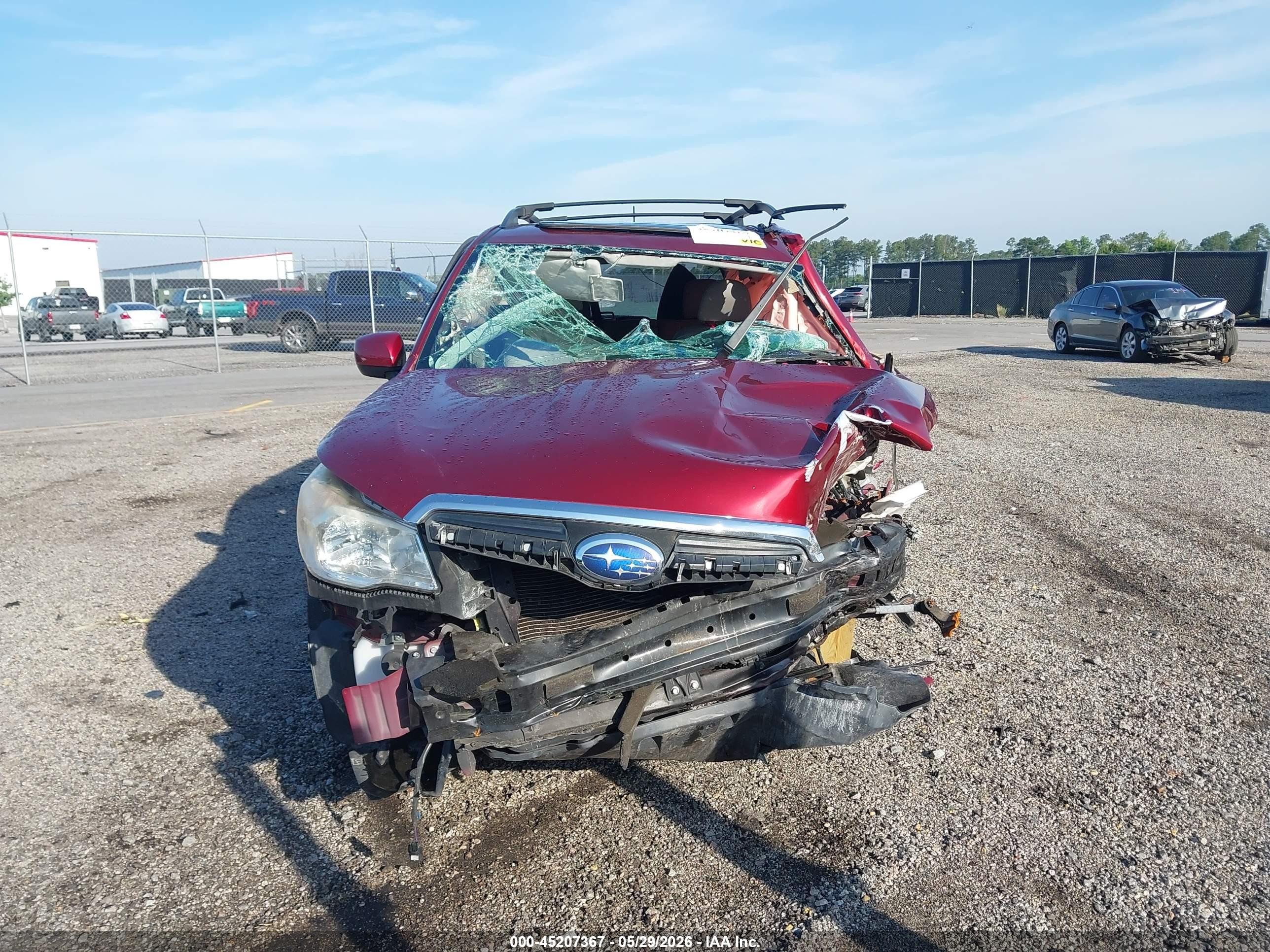 2014 Subaru Forester 2.5i Limited Red vin: JF2SJAHC4EH418078