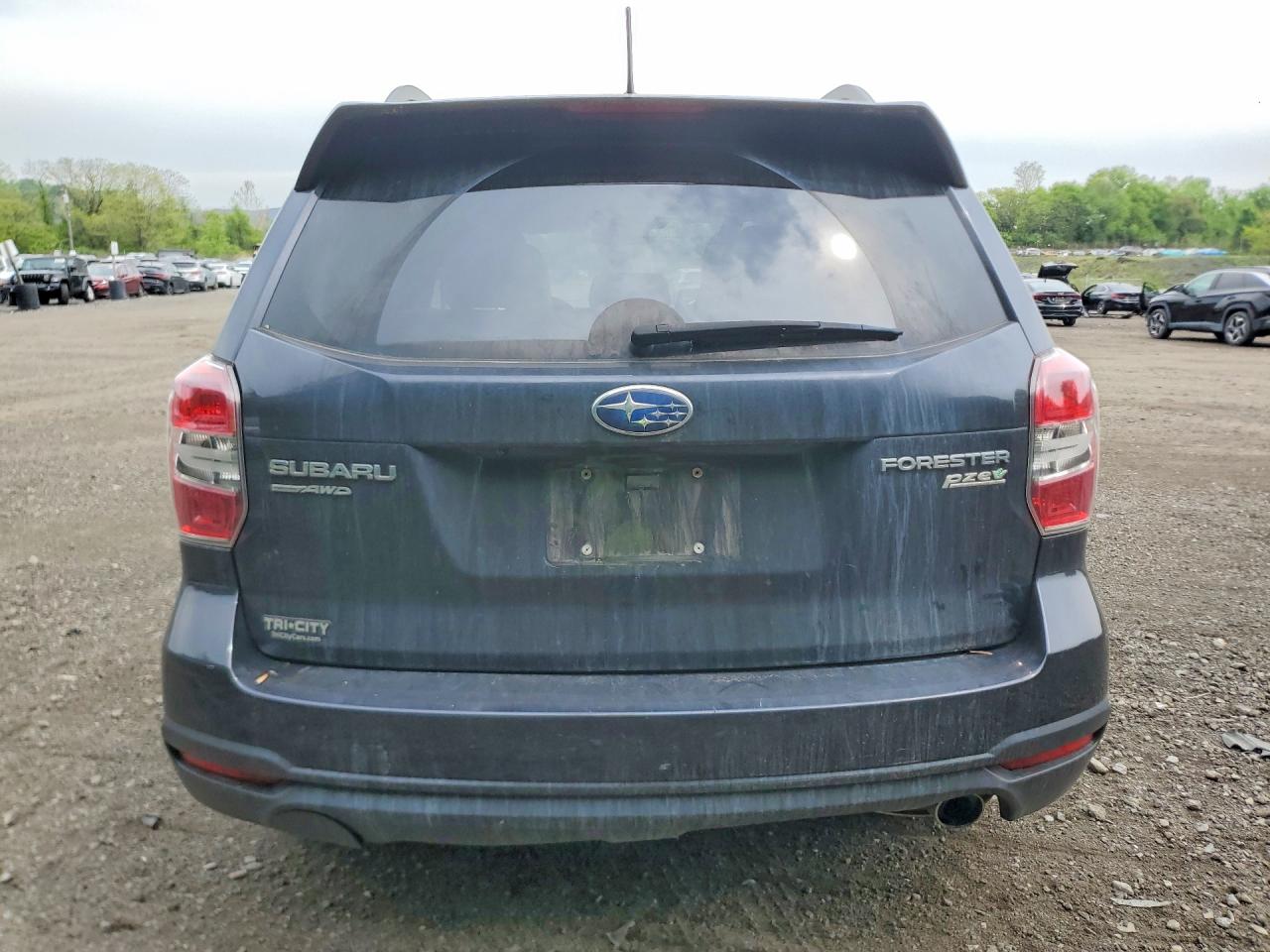 2014 Subaru Forester 2.5i Limited Charcoal vin: JF2SJAHC4EH437889