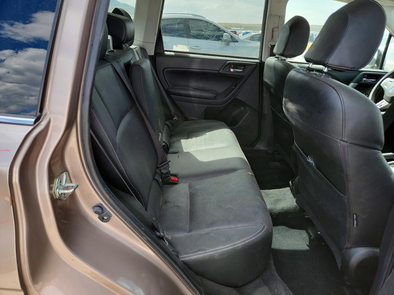 2015 Subaru Forester 2.5i Limited Tan vin: JF2SJAHC4FH410211