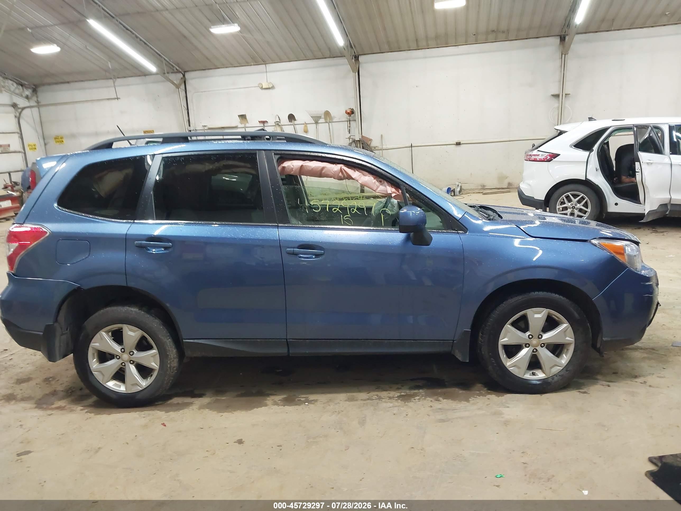 2015 Subaru Forester 2.5i Limited Blue vin: JF2SJAHC4FH431155