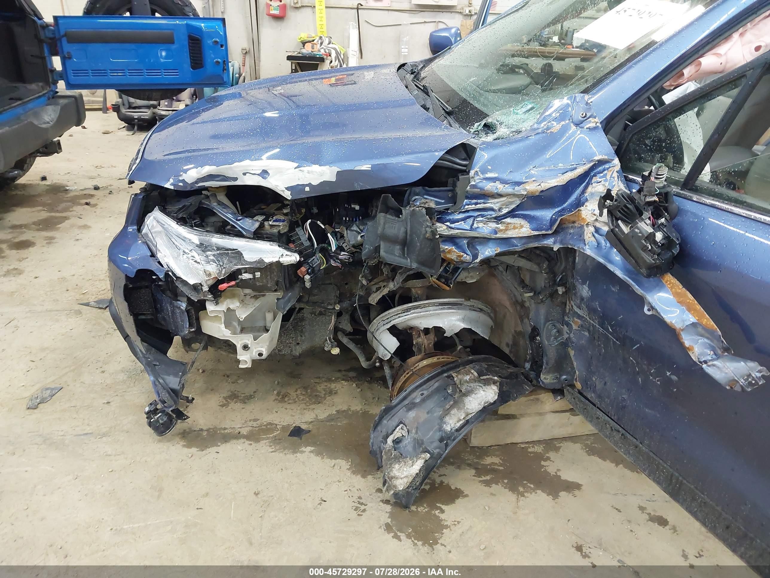 2015 Subaru Forester 2.5i Limited Blue vin: JF2SJAHC4FH431155