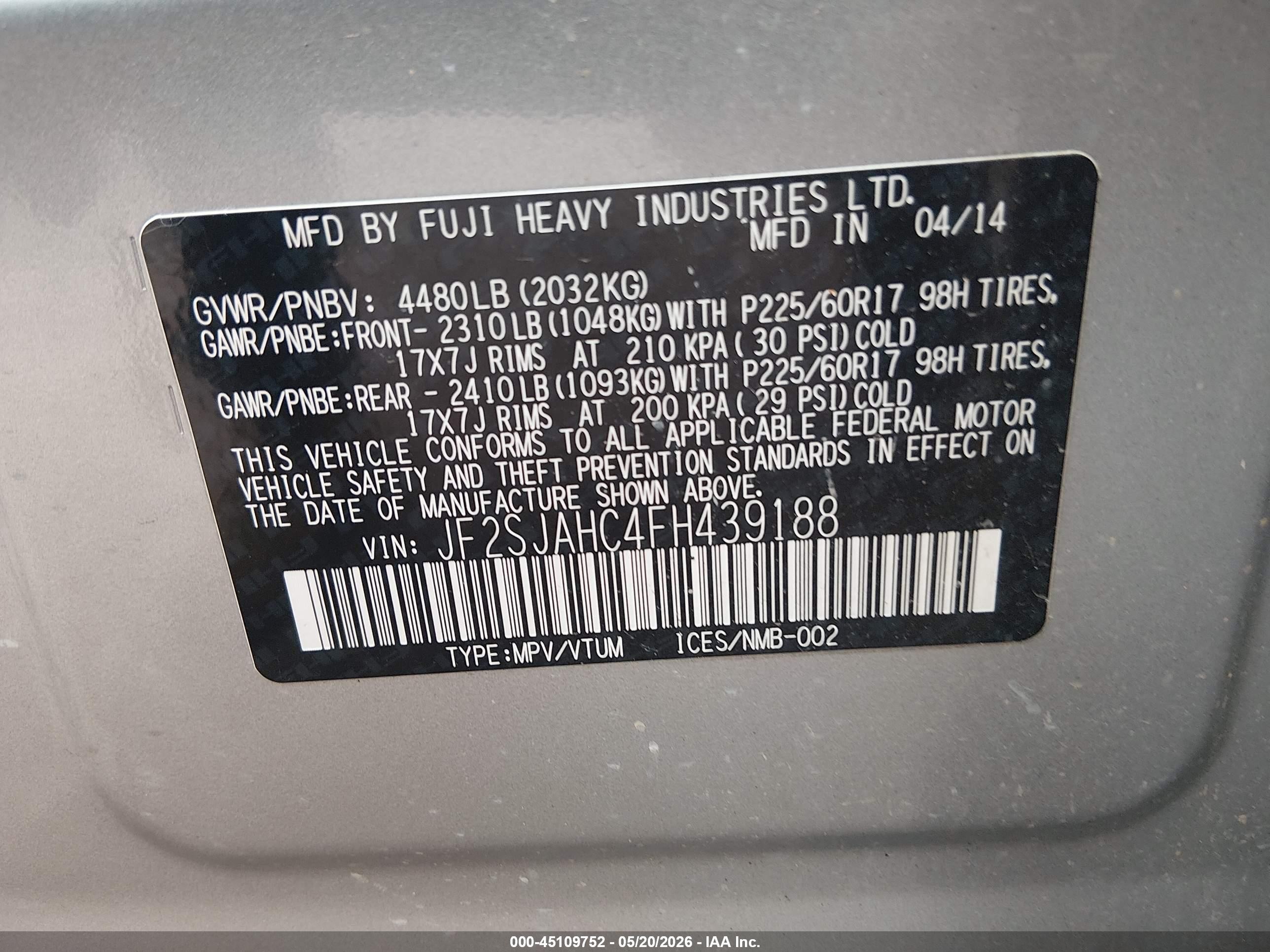 2015 Subaru Forester 2.5i Limited Silver vin: JF2SJAHC4FH439188