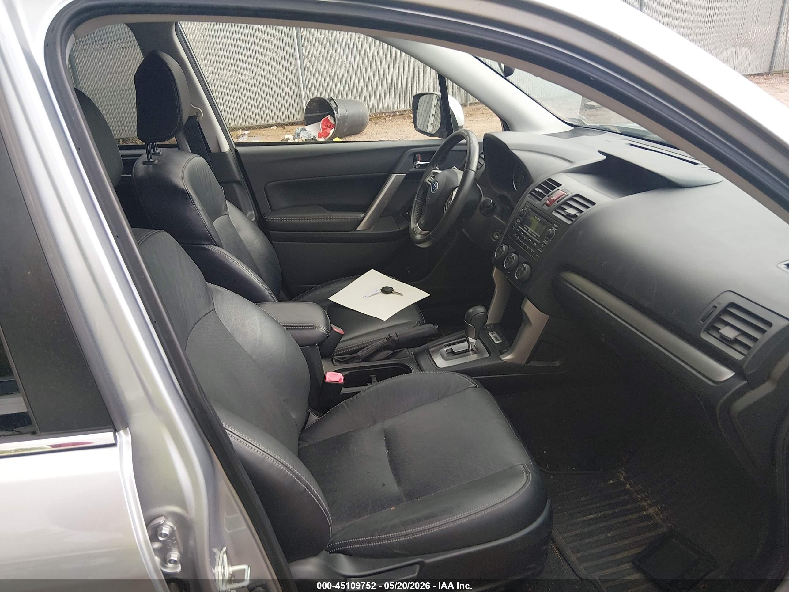 2015 Subaru Forester 2.5i Limited Silver vin: JF2SJAHC4FH439188