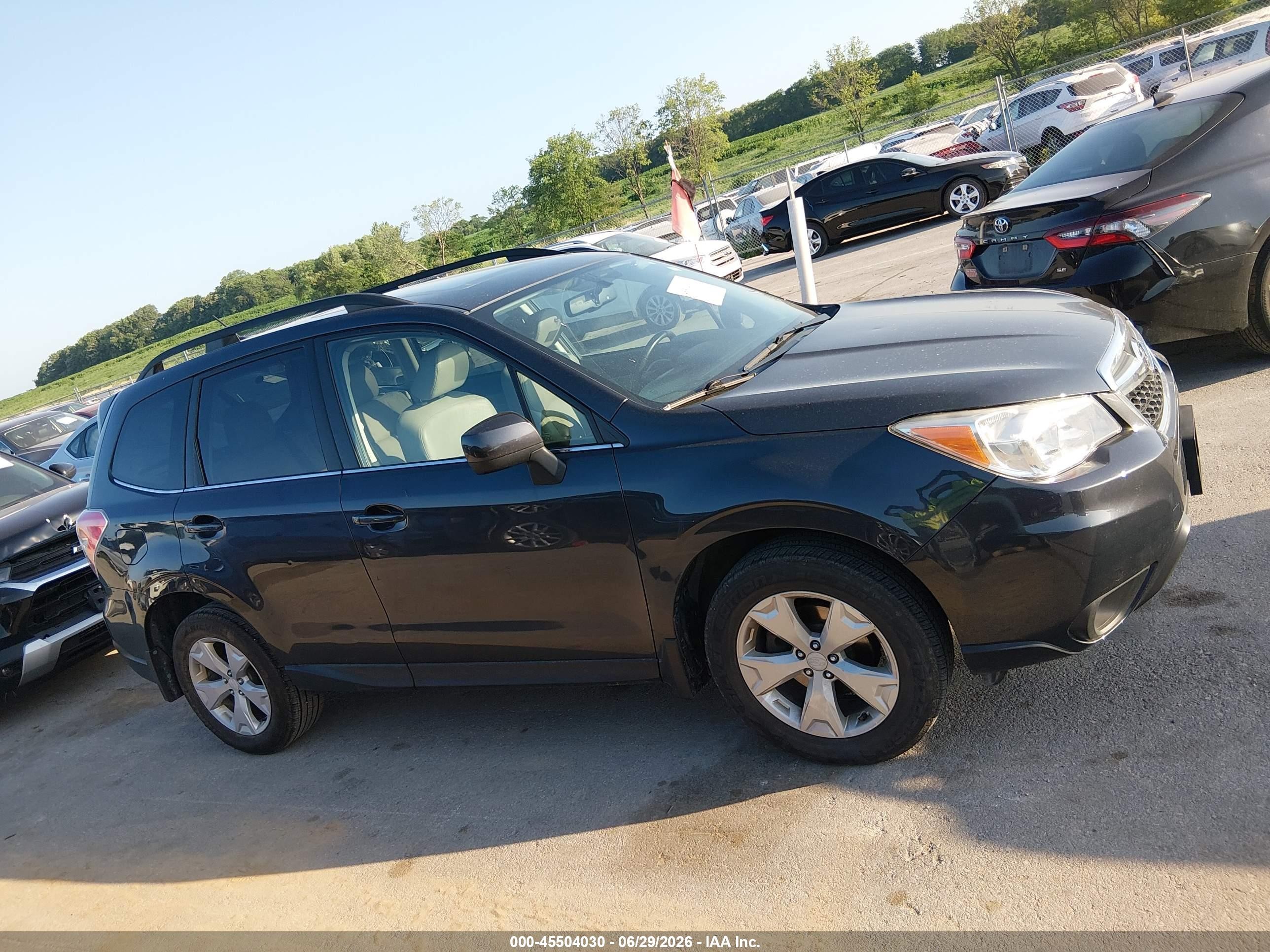 2015 Subaru Forester 2.5i Limited Gold vin: JF2SJAHC4FH498578