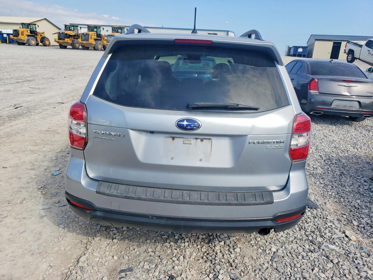 2015 Subaru Forester 2.5i Limited Silver vin: JF2SJAHC4FH511636