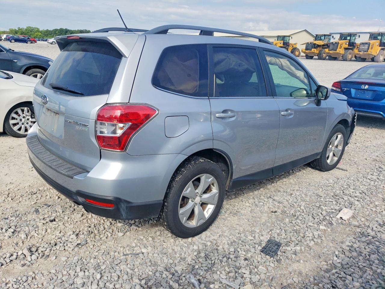 2015 Subaru Forester 2.5i Limited Silver vin: JF2SJAHC4FH511636