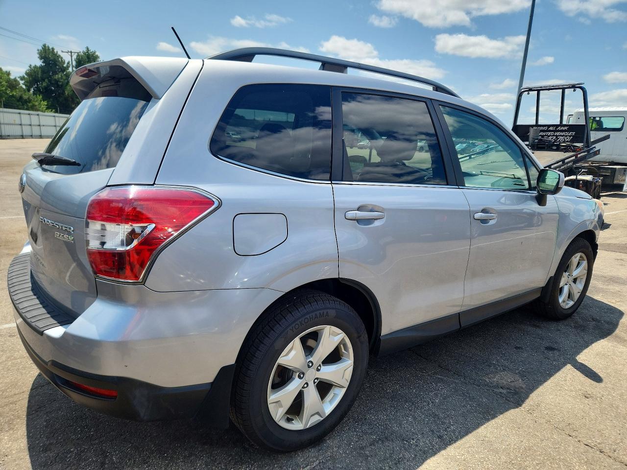 2015 Subaru Forester 2.5i Limited Silver vin: JF2SJAHC4FH538223