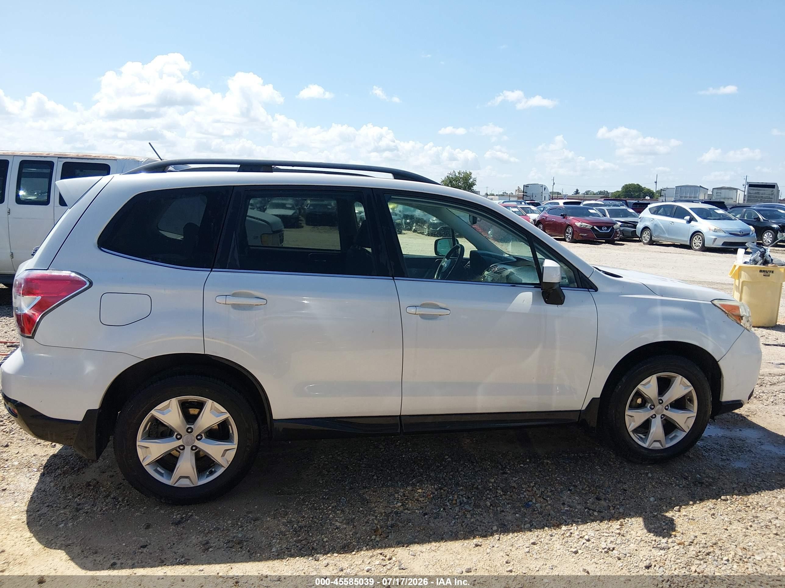 2015 Subaru Forester 2.5i Limited White vin: JF2SJAHC4FH589186