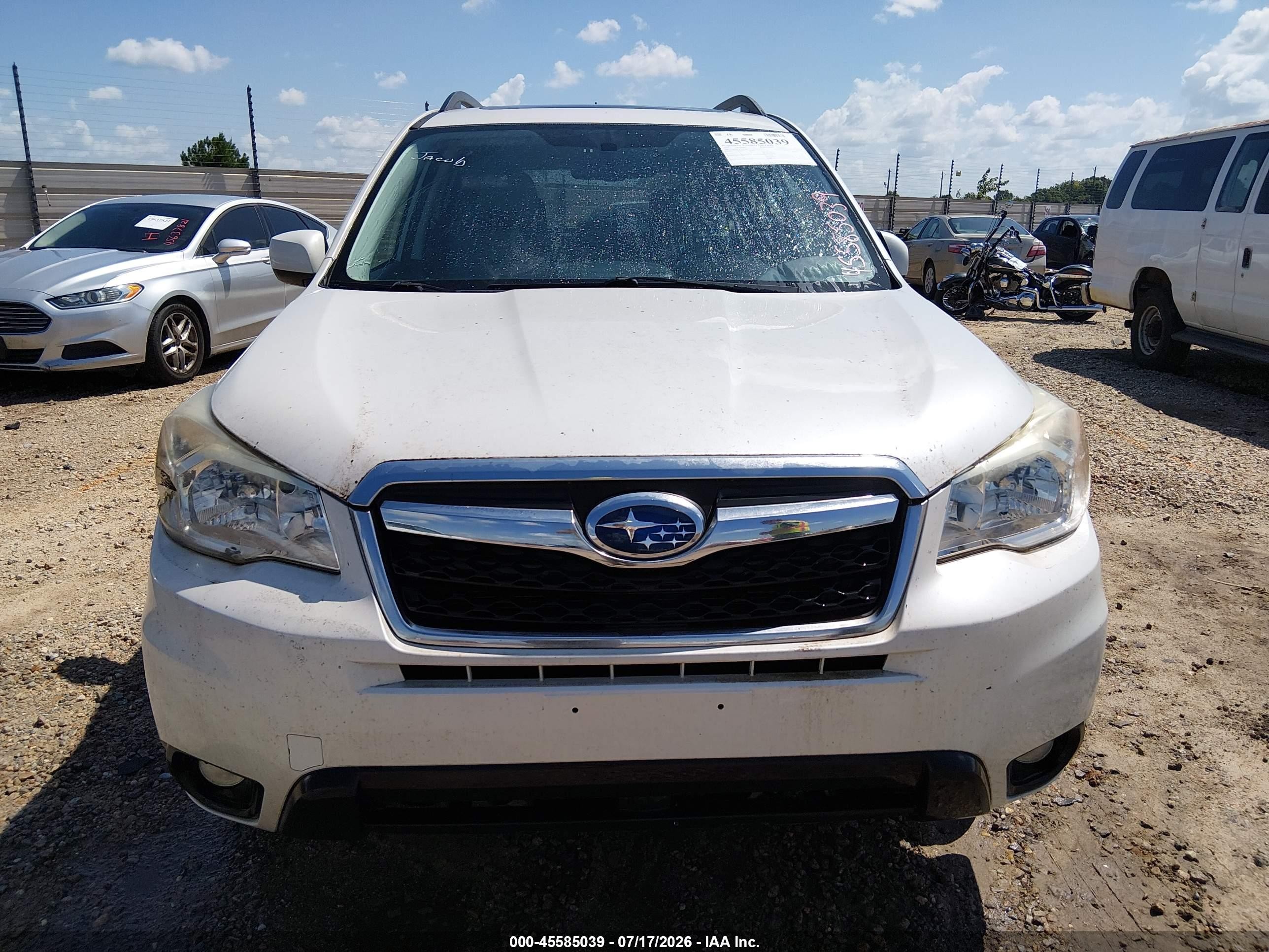 2015 Subaru Forester 2.5i Limited White vin: JF2SJAHC4FH589186