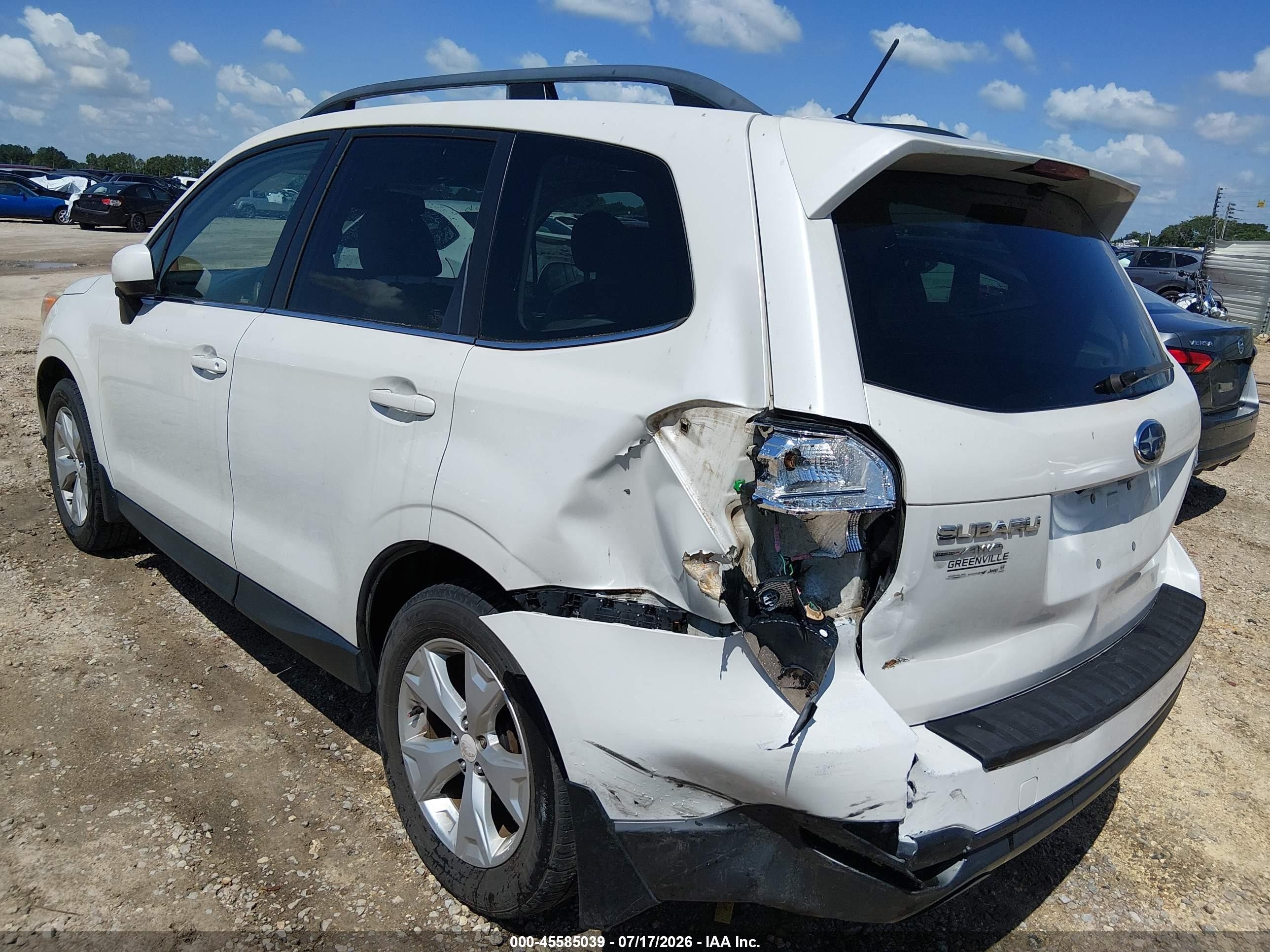 2015 Subaru Forester 2.5i Limited White vin: JF2SJAHC4FH589186