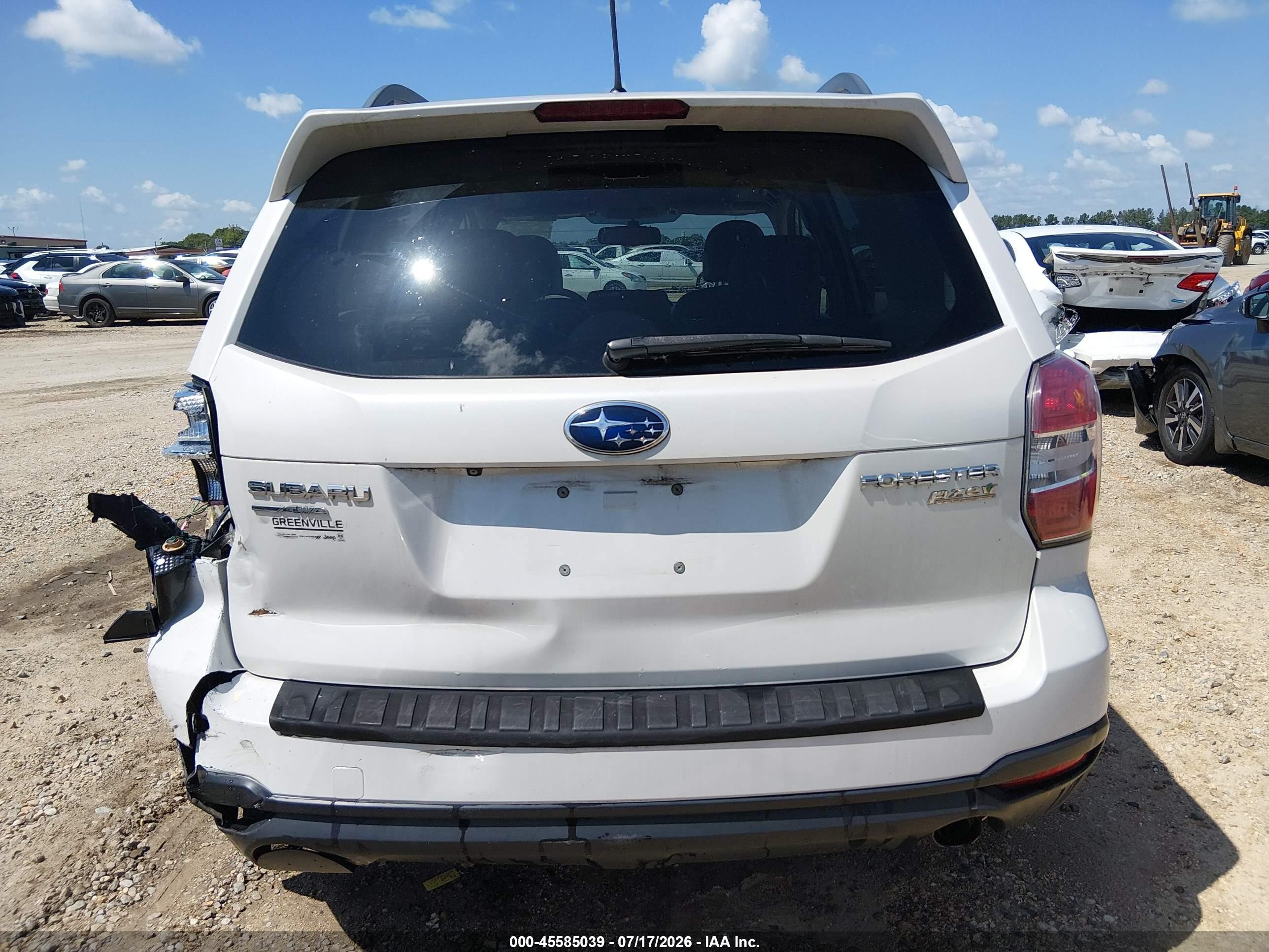 2015 Subaru Forester 2.5i Limited White vin: JF2SJAHC4FH589186