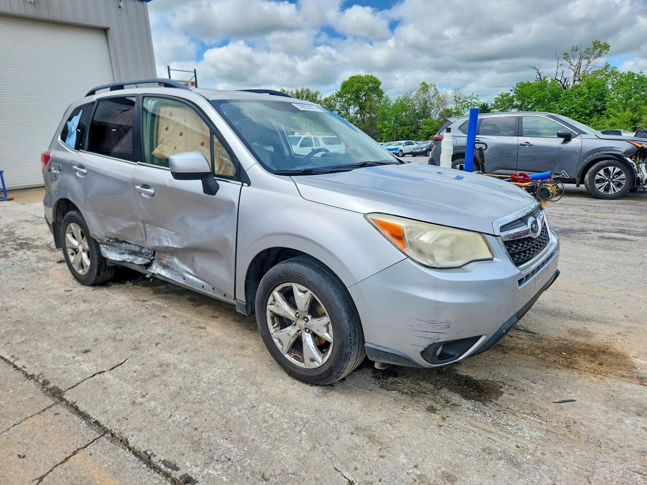 2014 Subaru Forester 2.5i Limited Silver vin: JF2SJAHC5EH406229