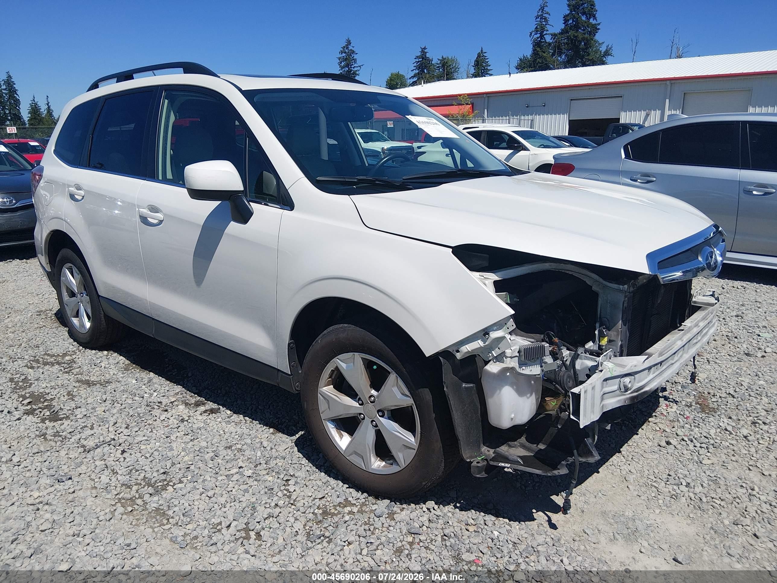 2014 Subaru Forester 2.5i Limited White vin: JF2SJAHC5EH478810