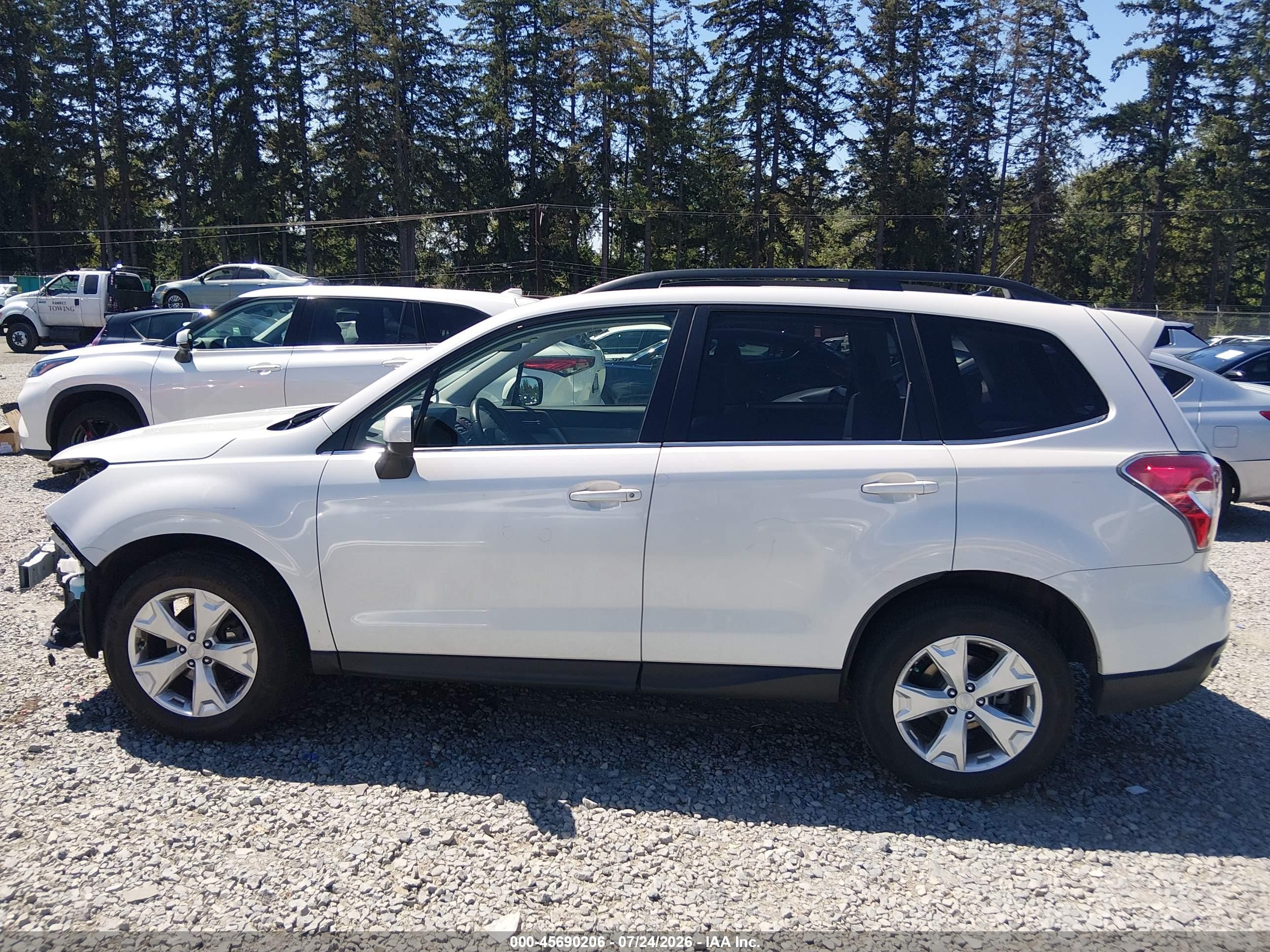2014 Subaru Forester 2.5i Limited White vin: JF2SJAHC5EH478810