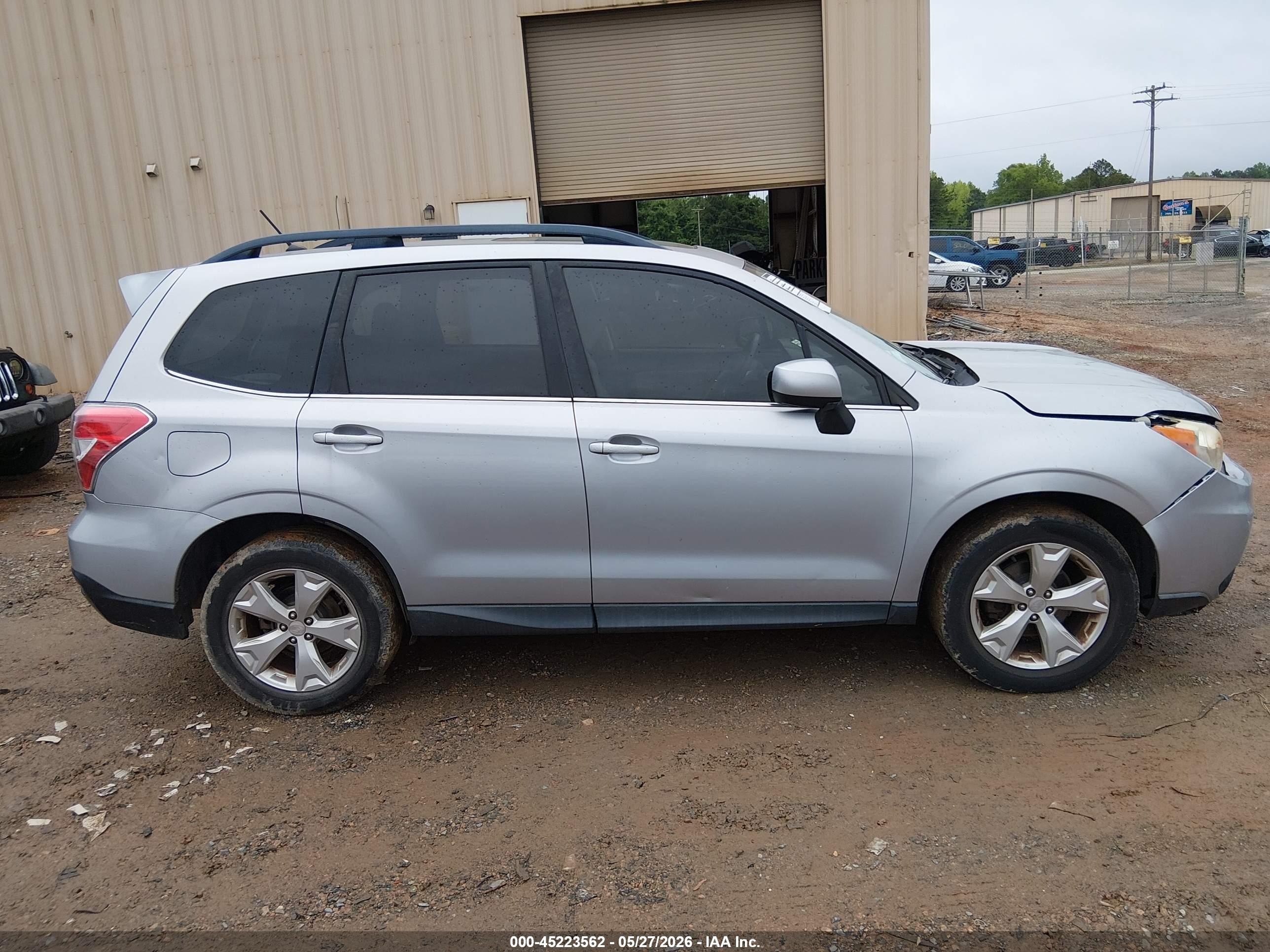 2014 Subaru Forester 2.5i Limited Silver vin: JF2SJAHC5EH480668