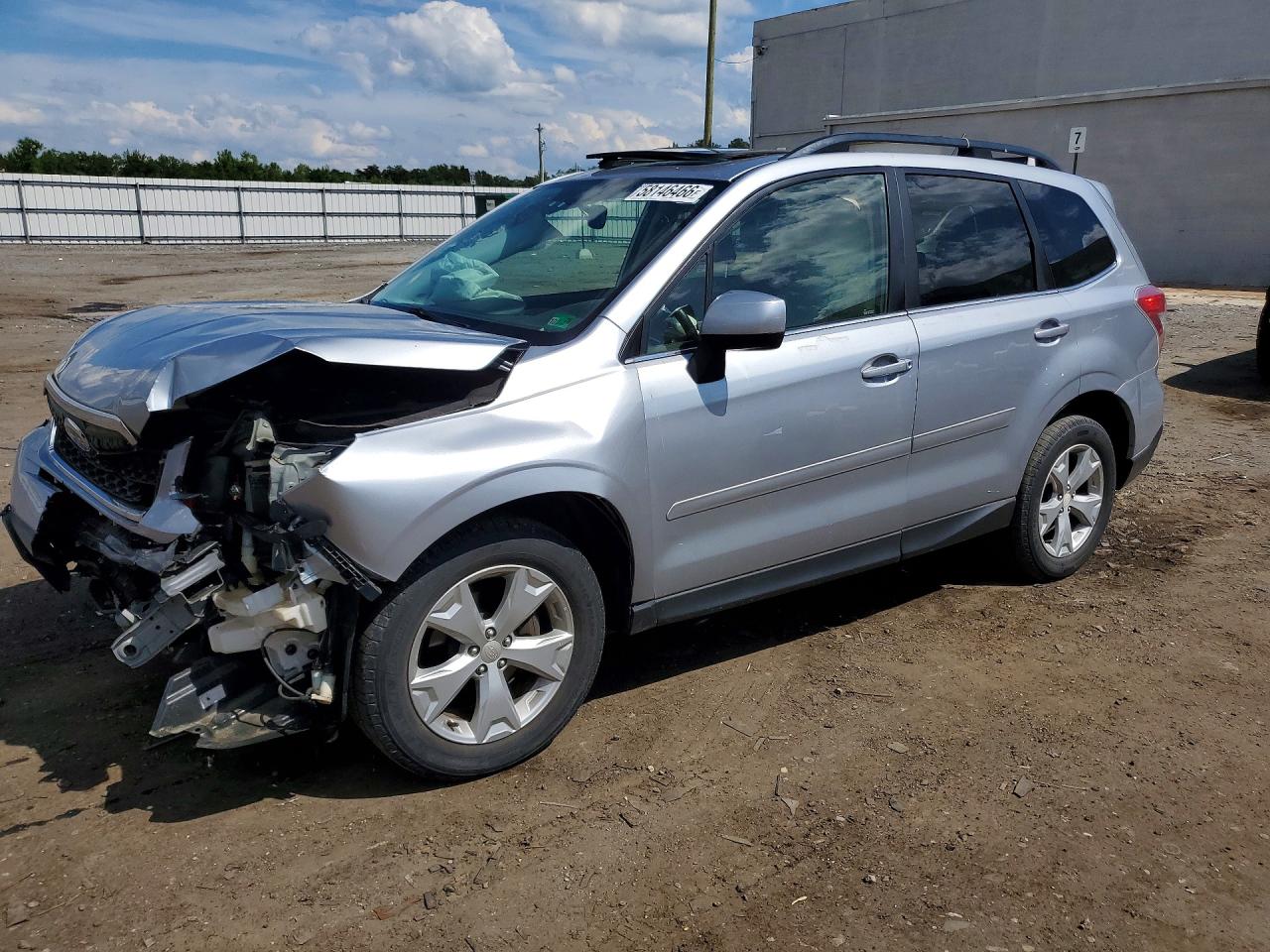 2014 Subaru Forester 2.5i Limited Silver vin: JF2SJAHC5EH521171