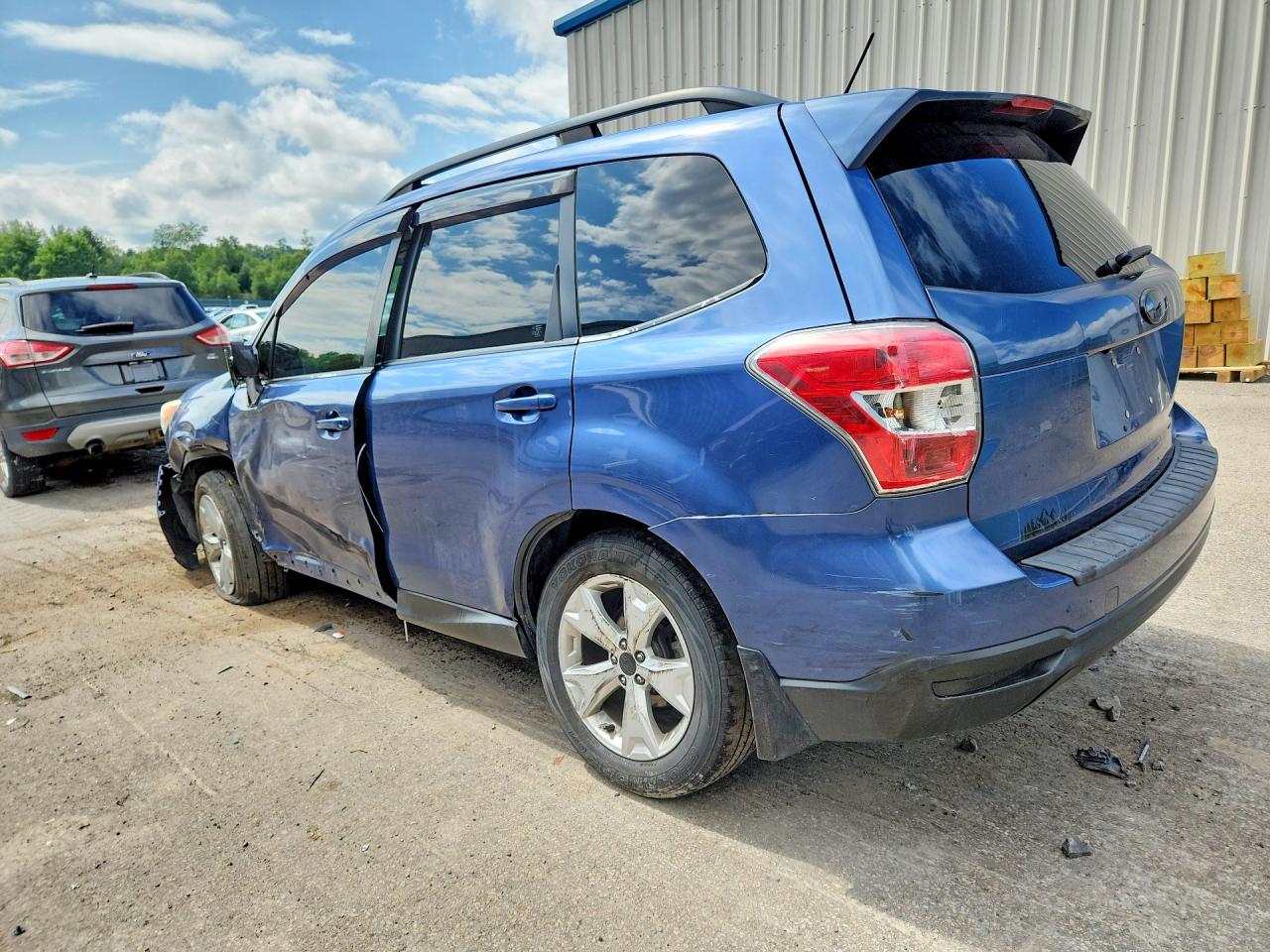 2014 Subaru Forester 2.5i Limited Blue vin: JF2SJAHC5EH542716