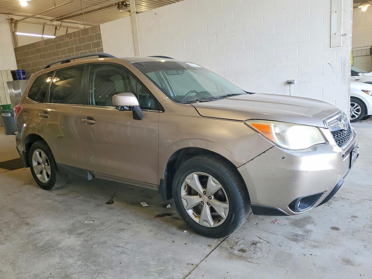 2015 Subaru Forester 2.5i Limited Tan vin: JF2SJAHC5FH417359