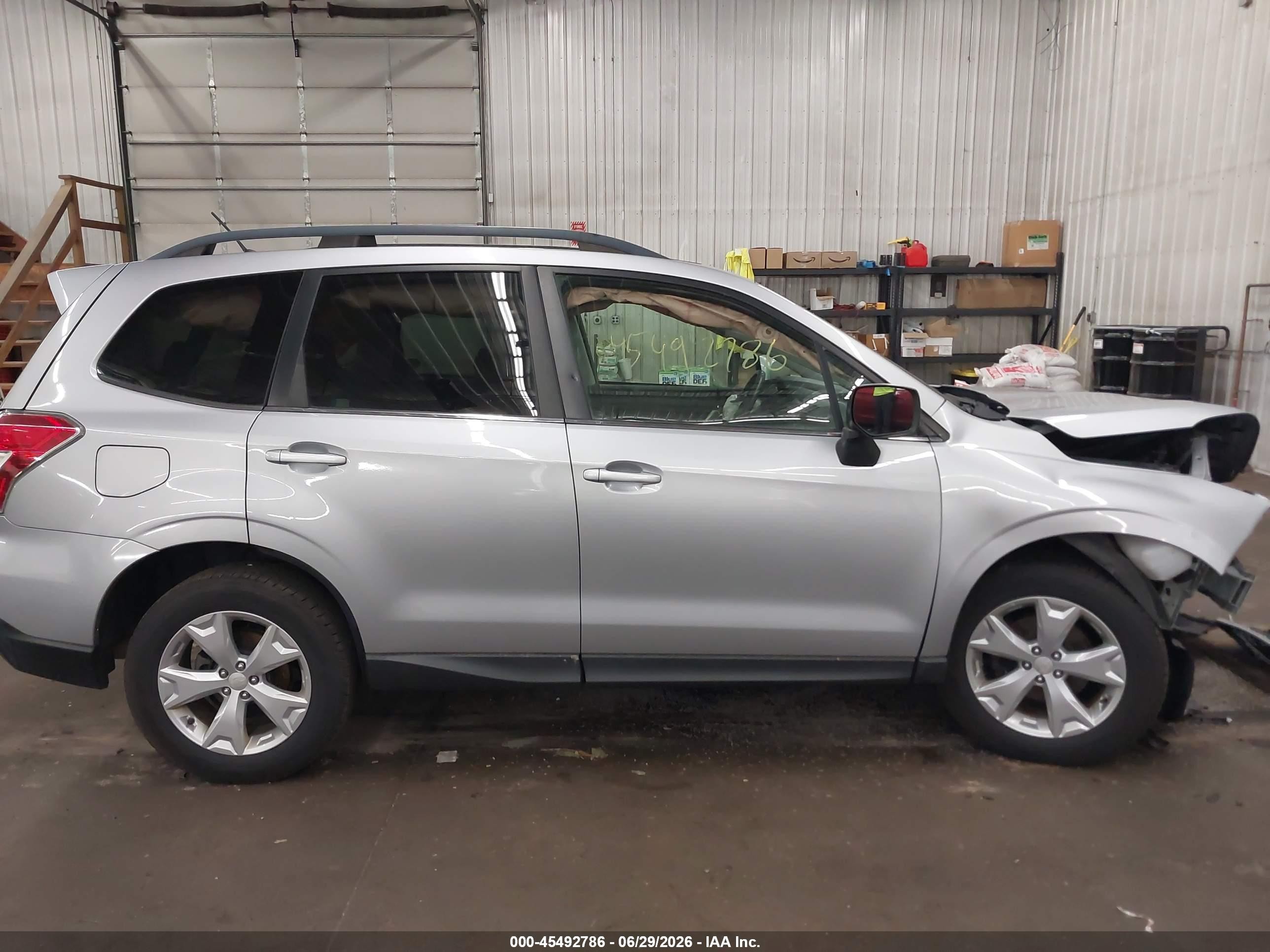 2015 Subaru Forester 2.5i Limited Silver vin: JF2SJAHC5FH461720