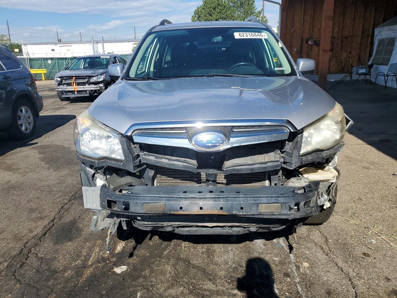 2015 Subaru Forester 2.5i Limited Silver vin: JF2SJAHC5FH573692