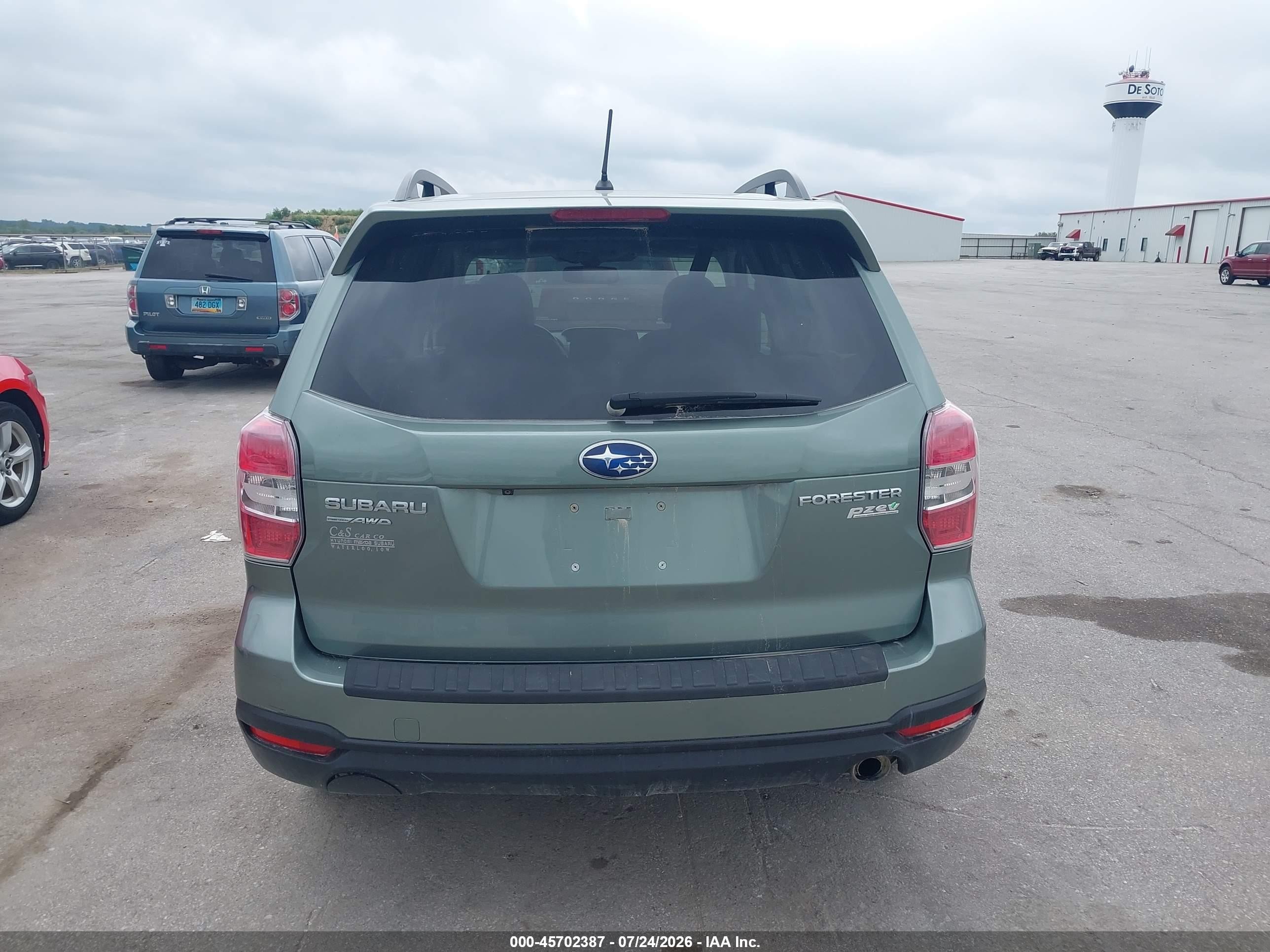 2015 Subaru Forester 2.5i Limited Green vin: JF2SJAHC5FH585065