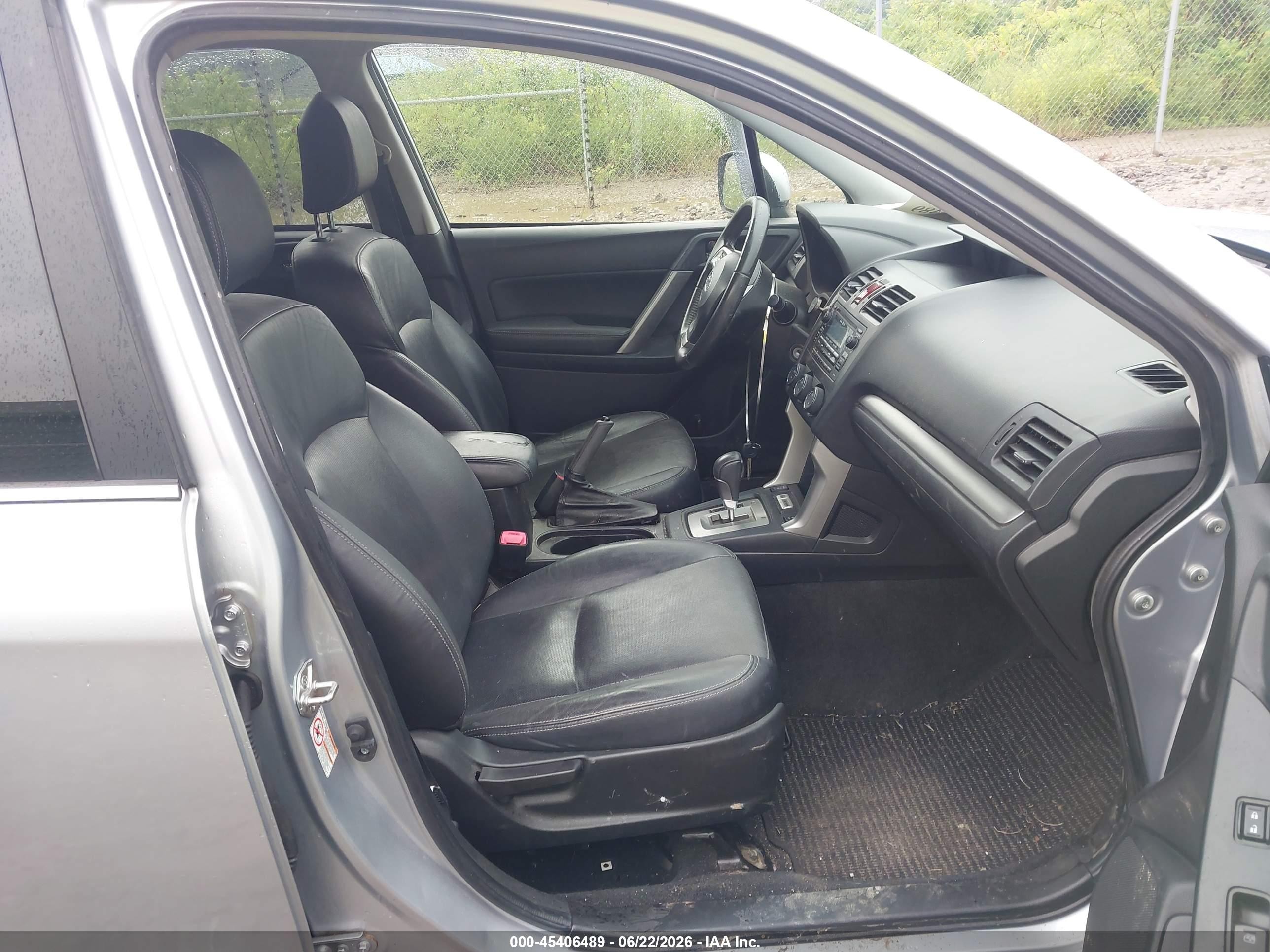 2015 Subaru Forester 2.5i Limited Серебряный vin: JF2SJAHC5FH818104