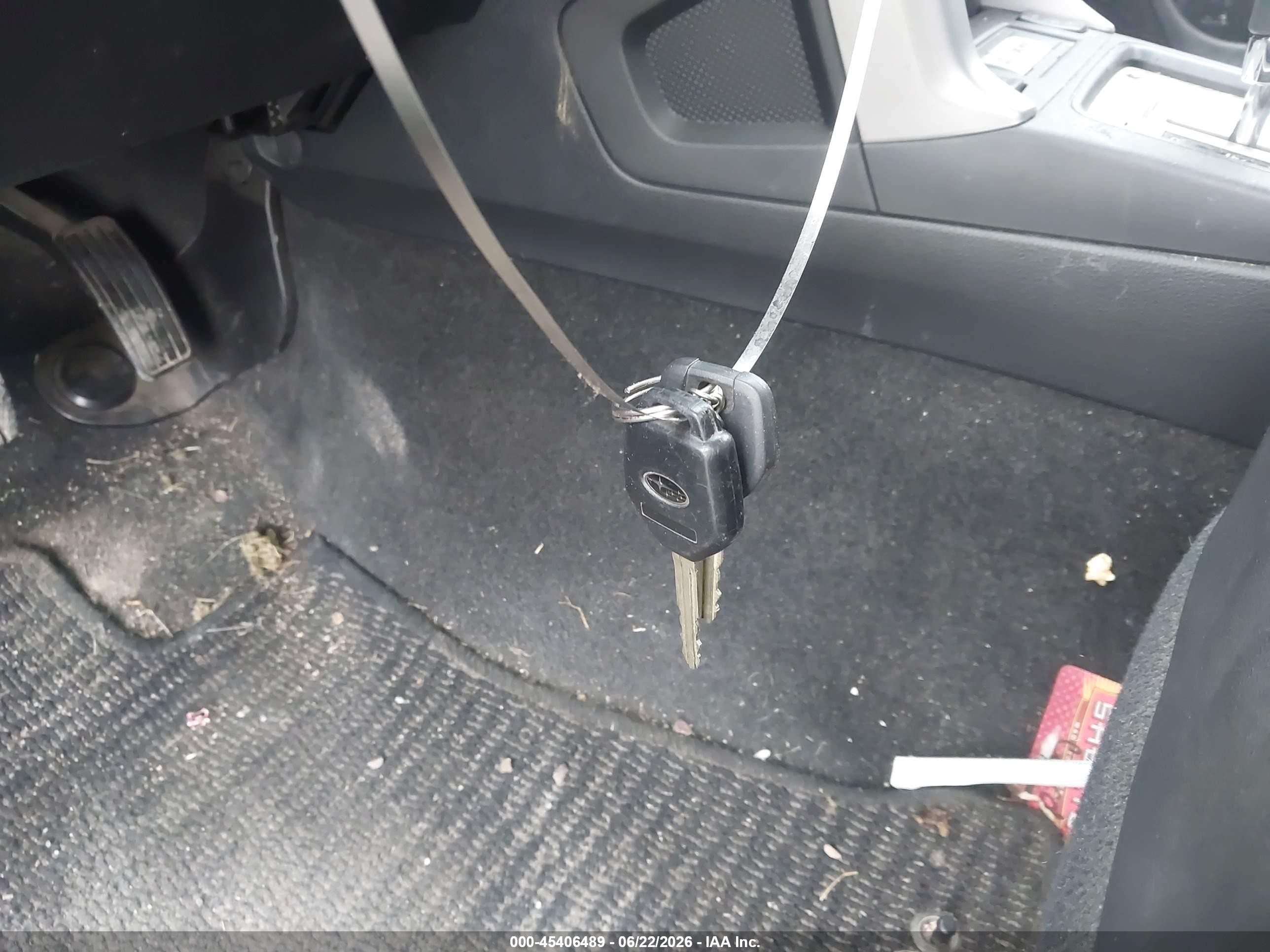 2015 Subaru Forester 2.5i Limited Серебряный vin: JF2SJAHC5FH818104