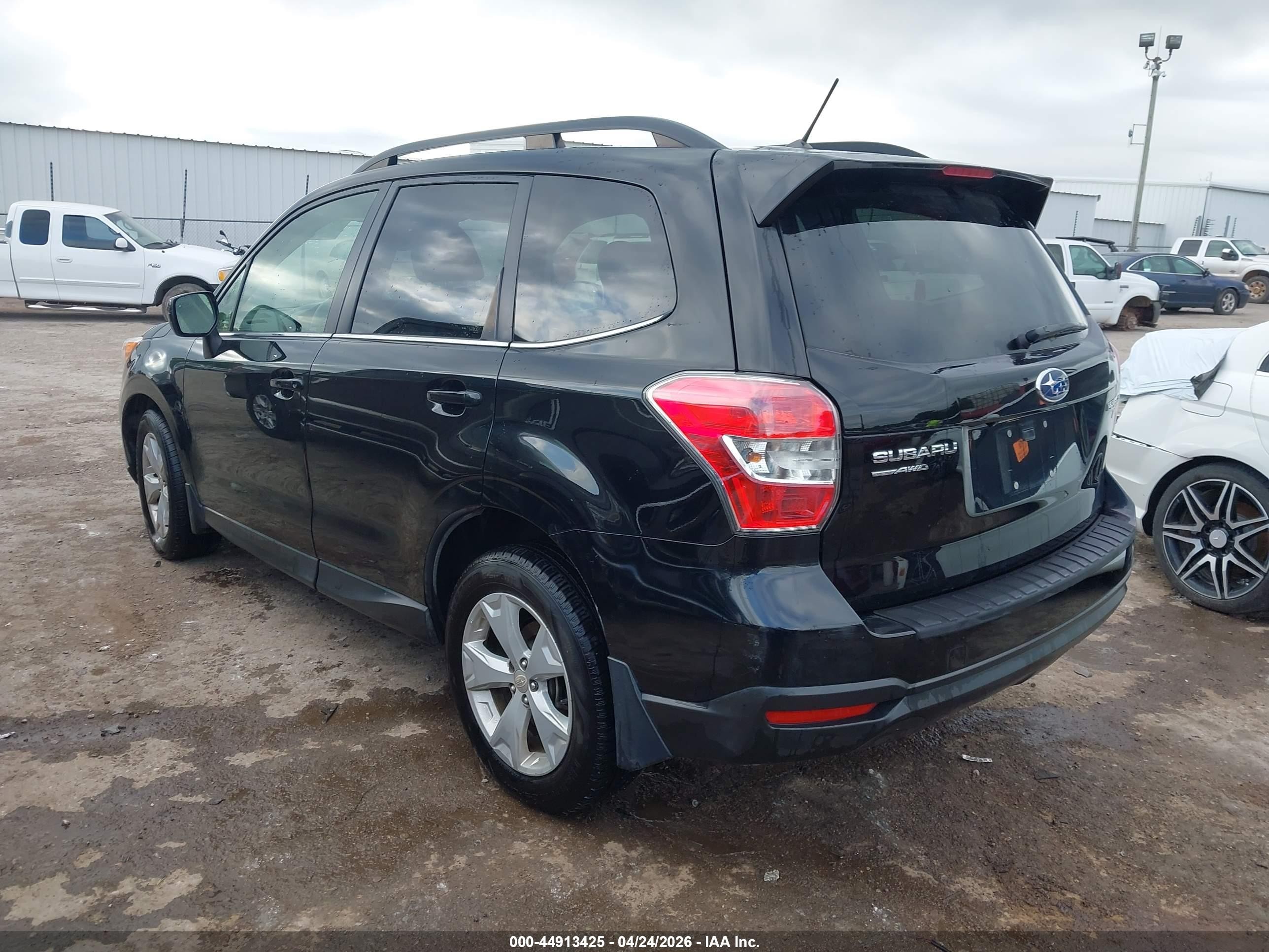 2015 Subaru Forester 2.5i Limited Черный vin: JF2SJAHC5FH825604