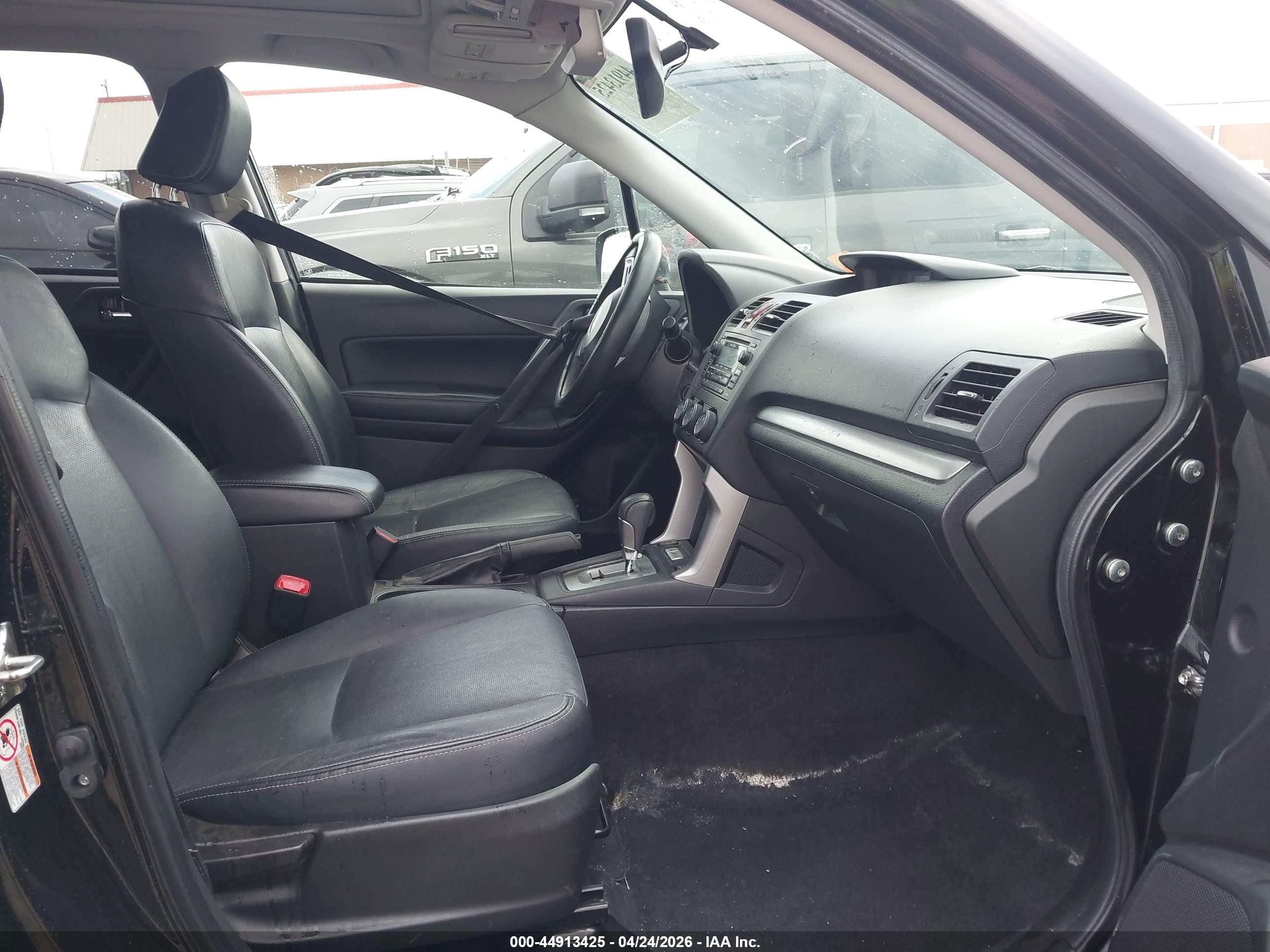 2015 Subaru Forester 2.5i Limited Черный vin: JF2SJAHC5FH825604