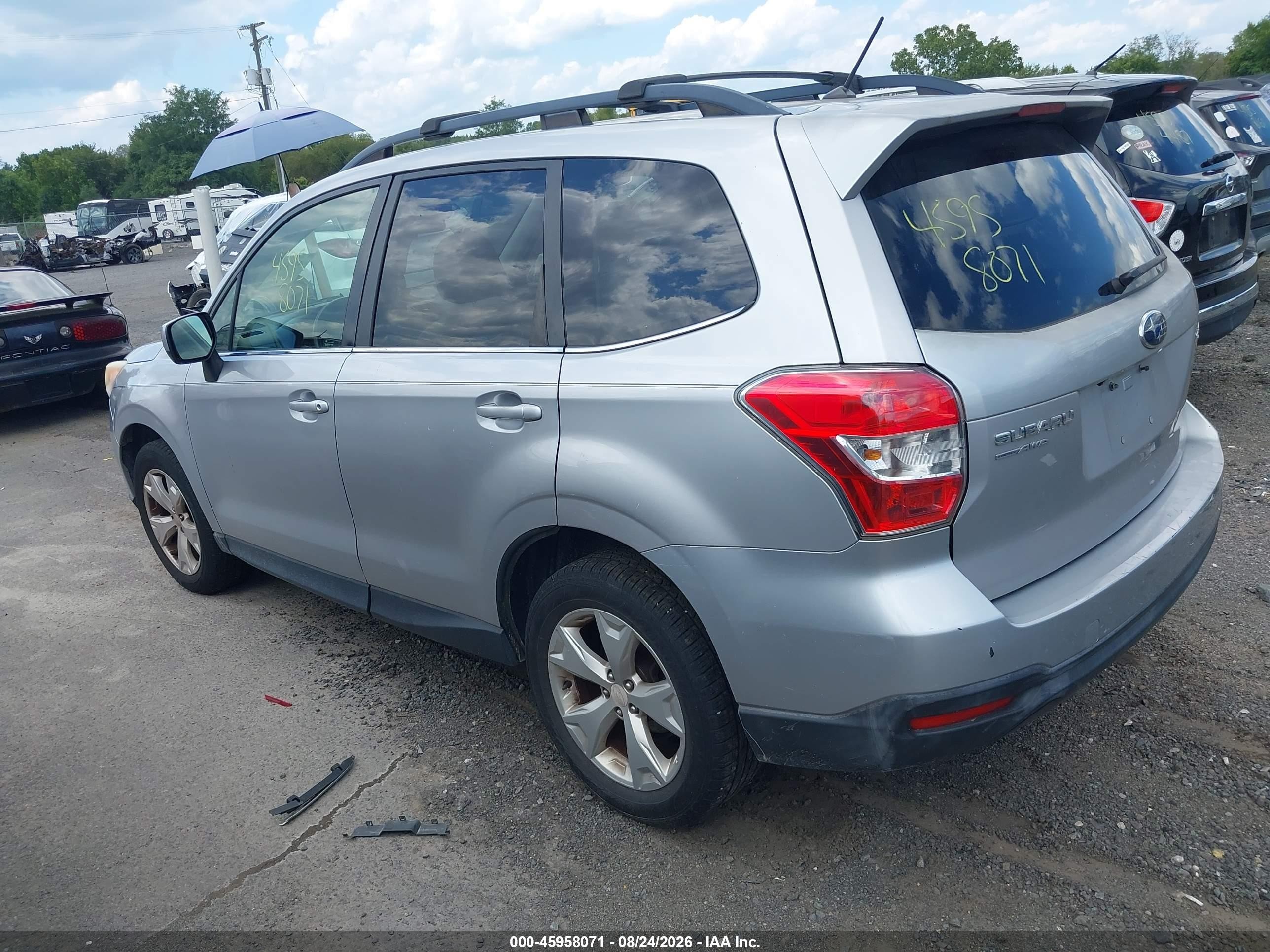 2014 Subaru Forester 2.5i Limited Silver vin: JF2SJAHC6EH402254