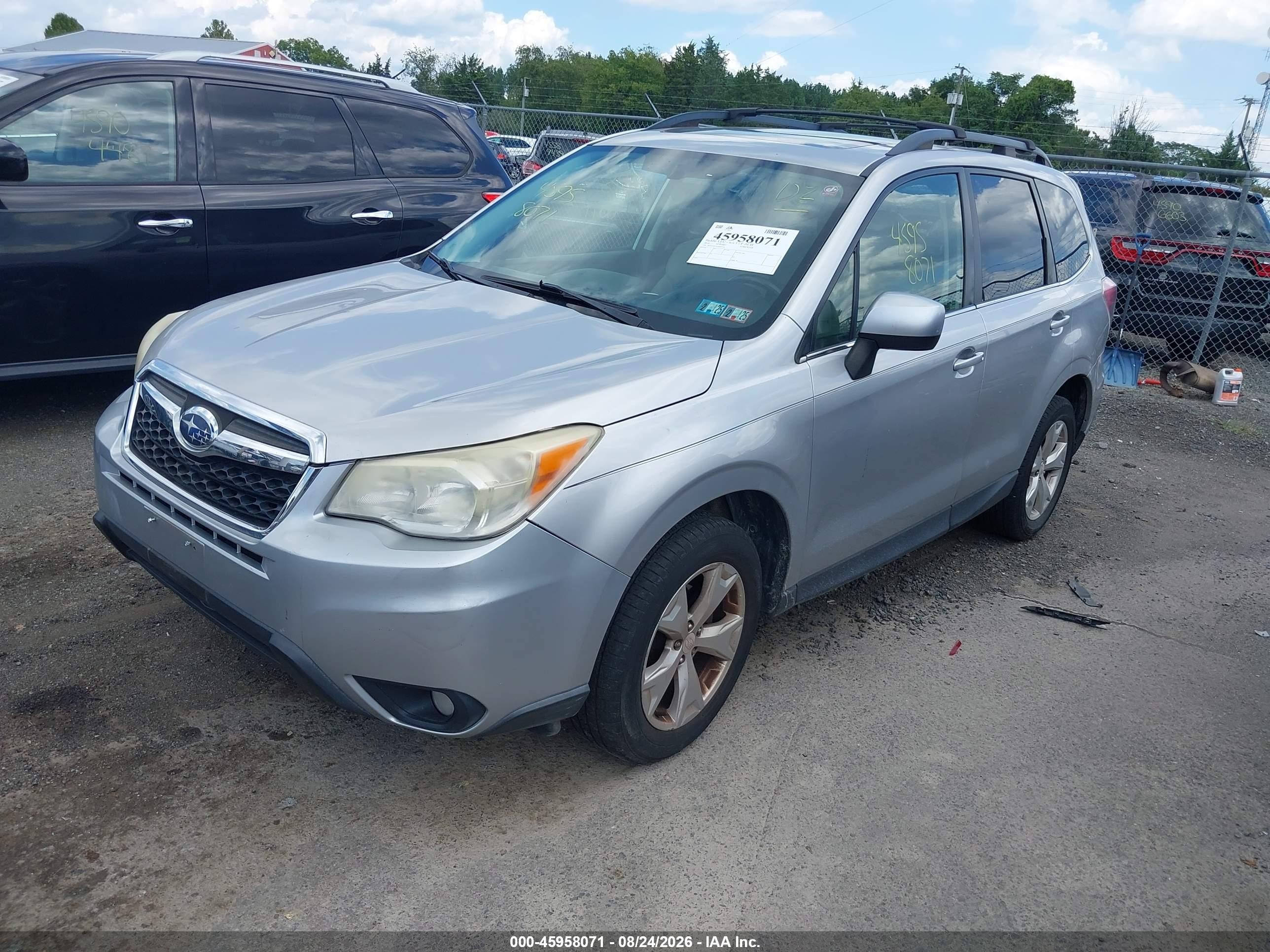 2014 Subaru Forester 2.5i Limited Silver vin: JF2SJAHC6EH402254