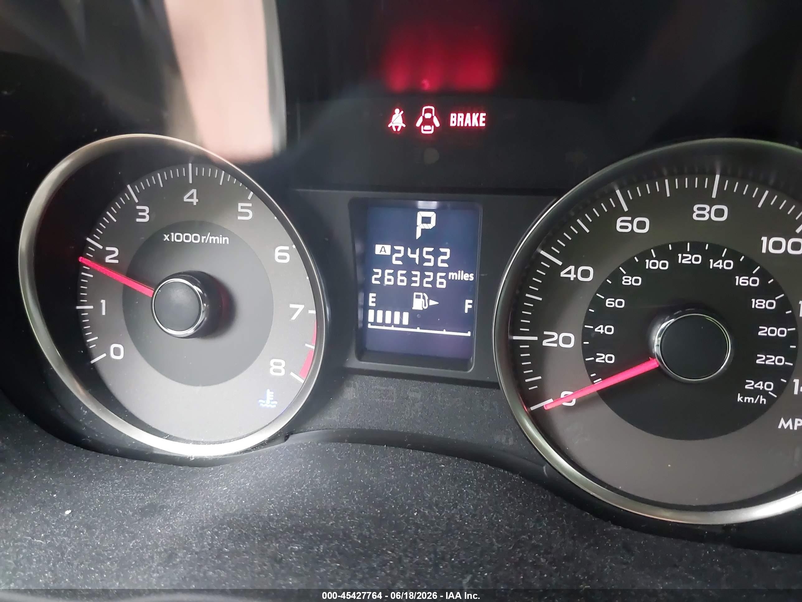 2014 Subaru Forester 2.5i Limited Silver vin: JF2SJAHC6EH539856