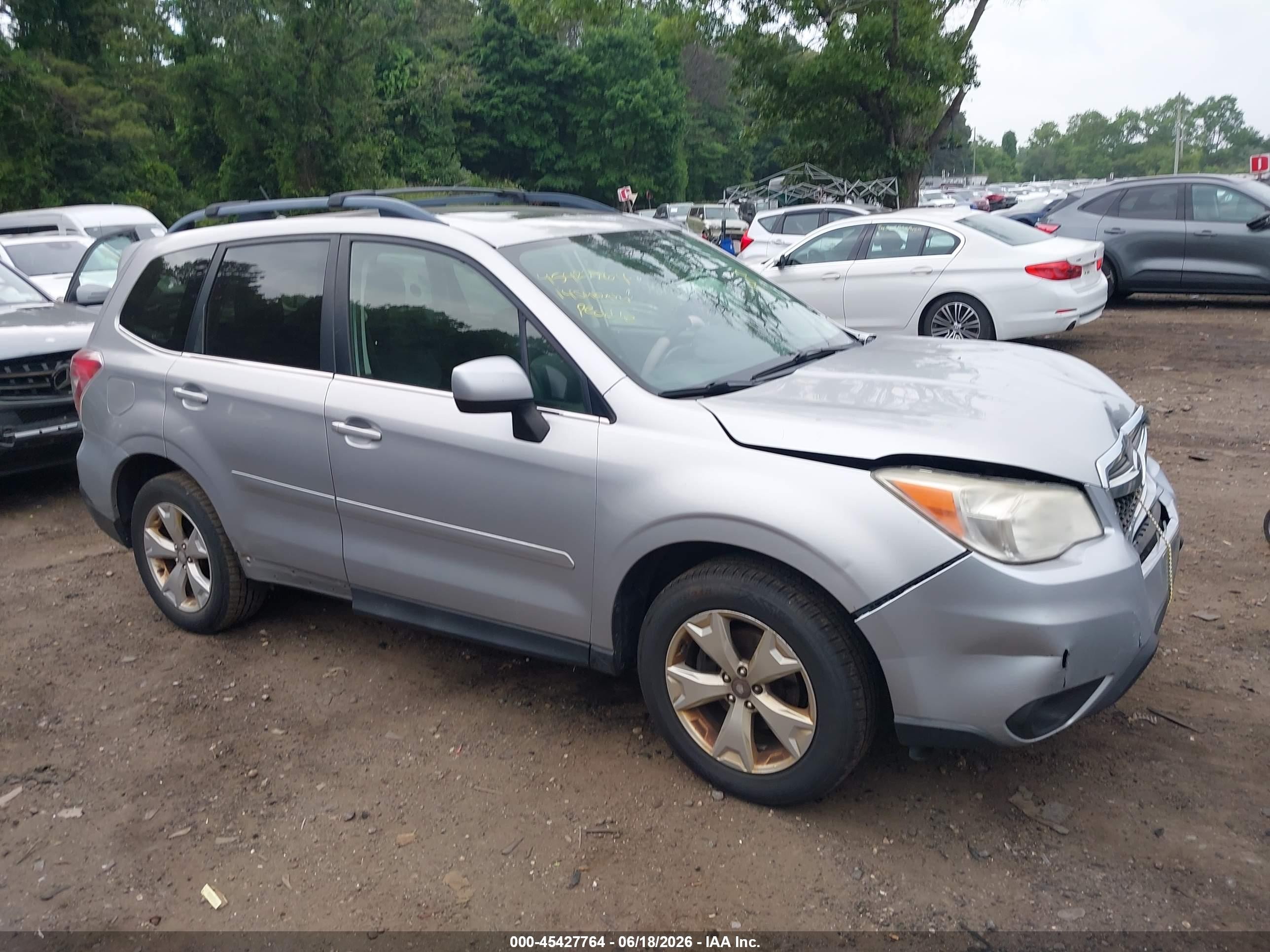 2014 Subaru Forester 2.5i Limited Silver vin: JF2SJAHC6EH539856
