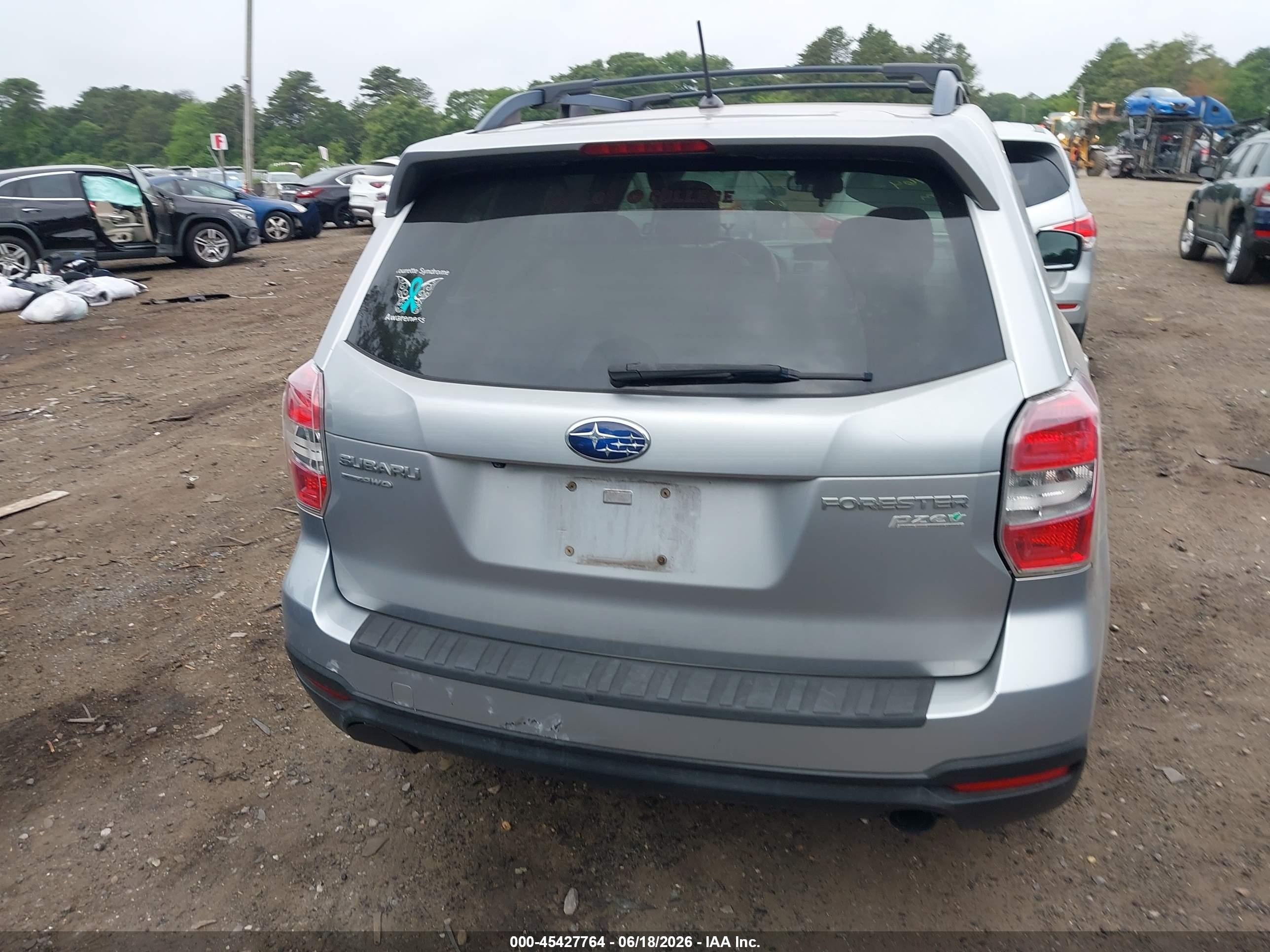 2014 Subaru Forester 2.5i Limited Silver vin: JF2SJAHC6EH539856