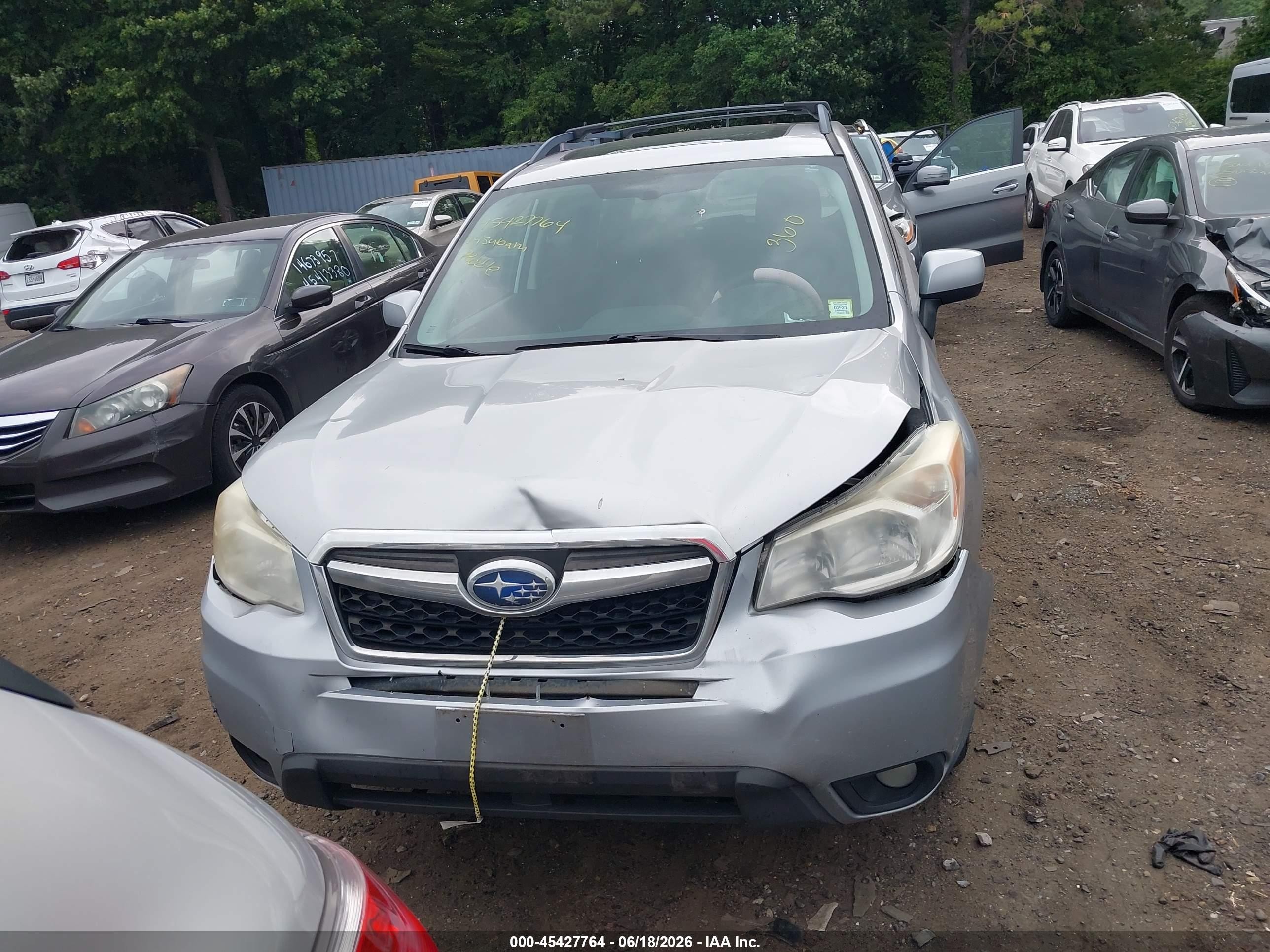 2014 Subaru Forester 2.5i Limited Silver vin: JF2SJAHC6EH539856