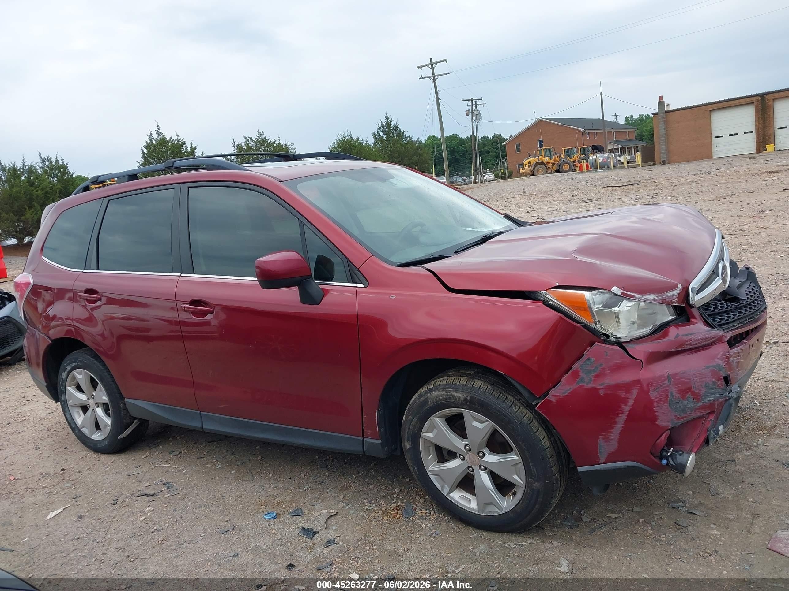 2015 Subaru Forester 2.5i Limited Красный vin: JF2SJAHC6FH511136