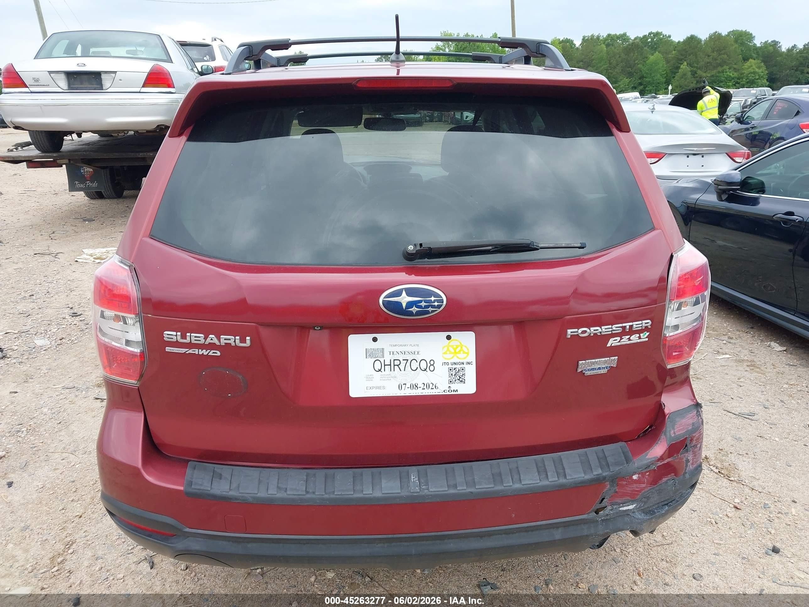 2015 Subaru Forester 2.5i Limited Красный vin: JF2SJAHC6FH511136