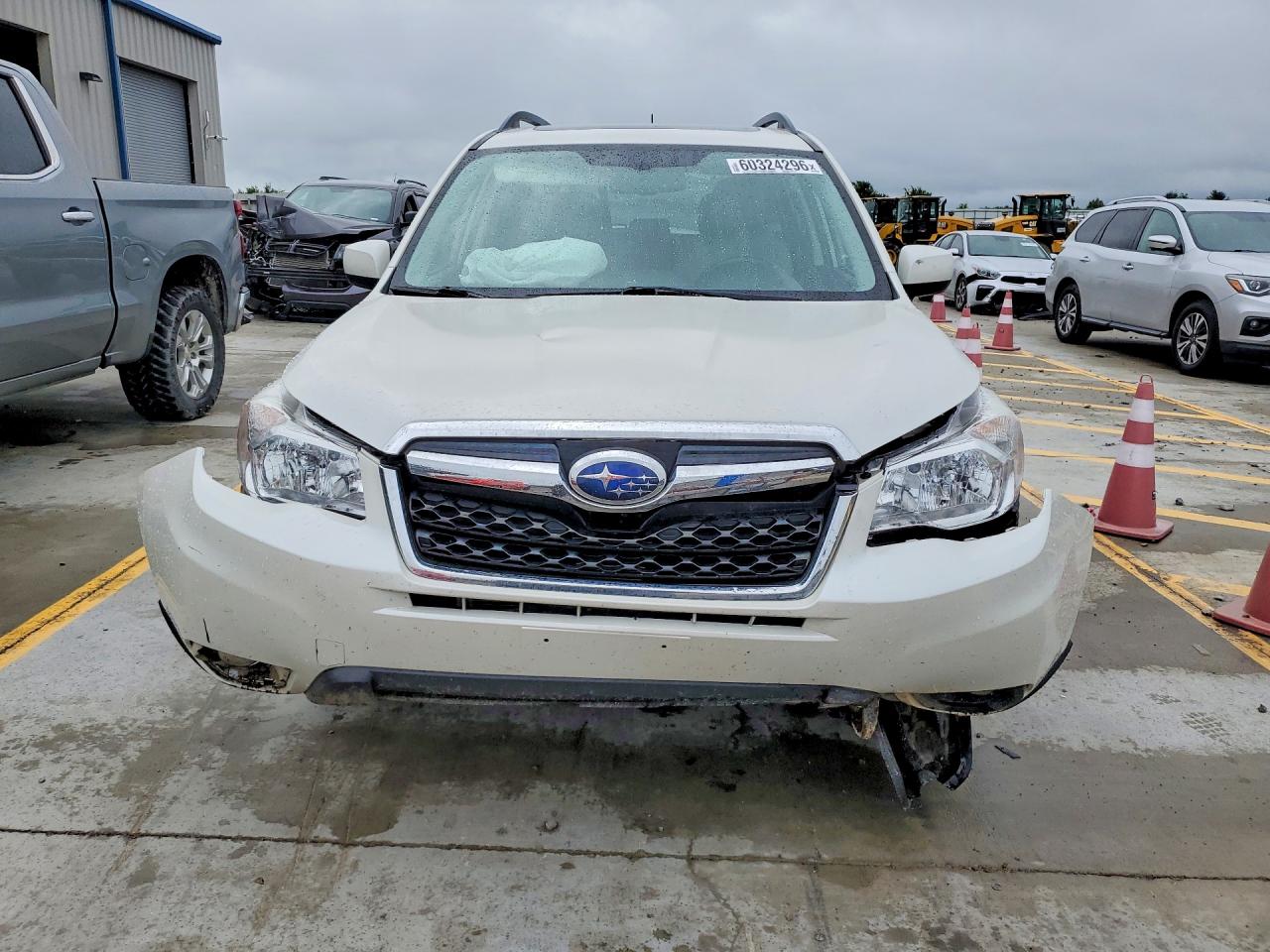 2015 Subaru Forester 2.5i Limited White vin: JF2SJAHC6FH562927