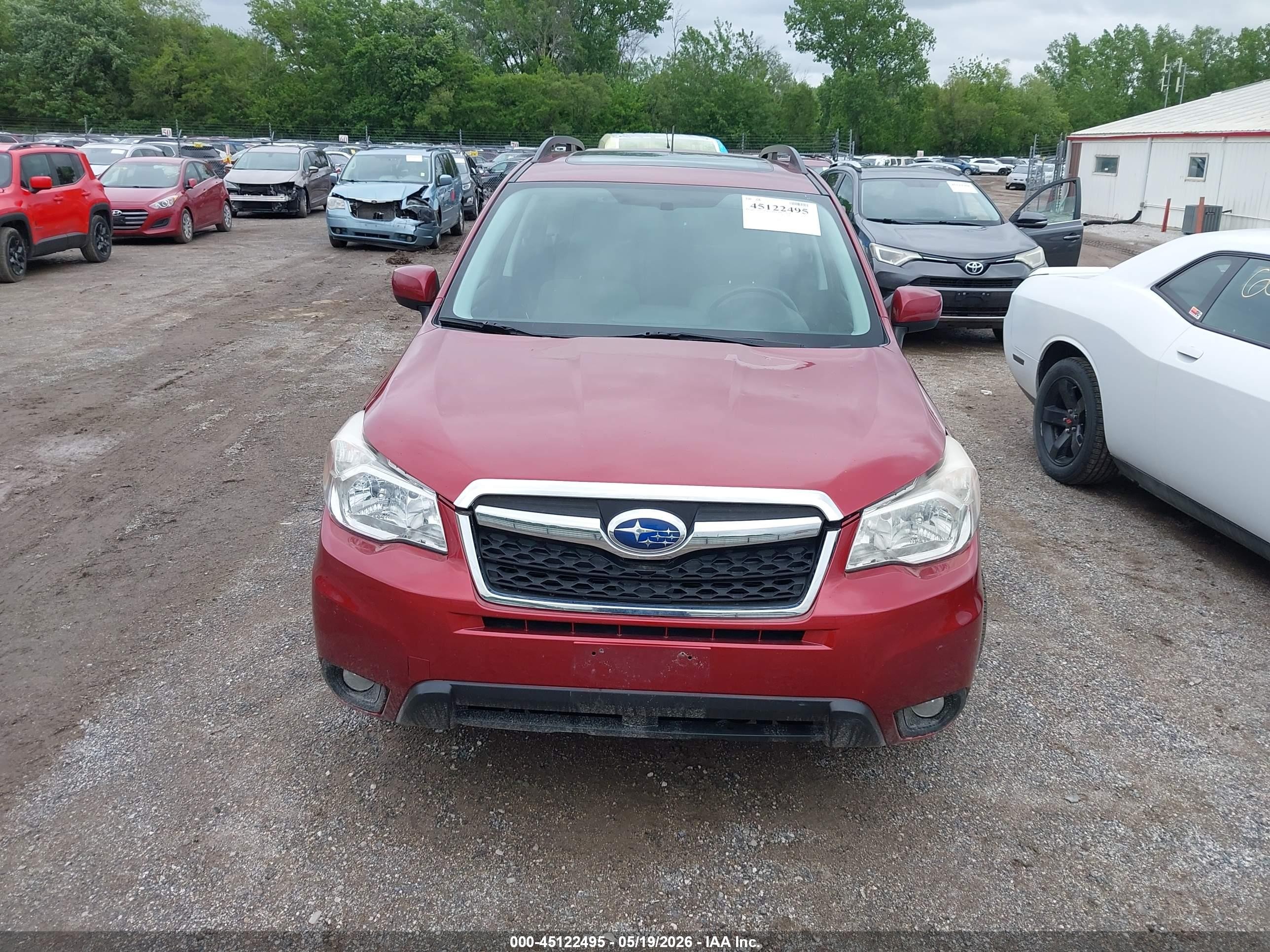 2015 Subaru Forester 2.5i Limited Красный vin: JF2SJAHC6FH572406