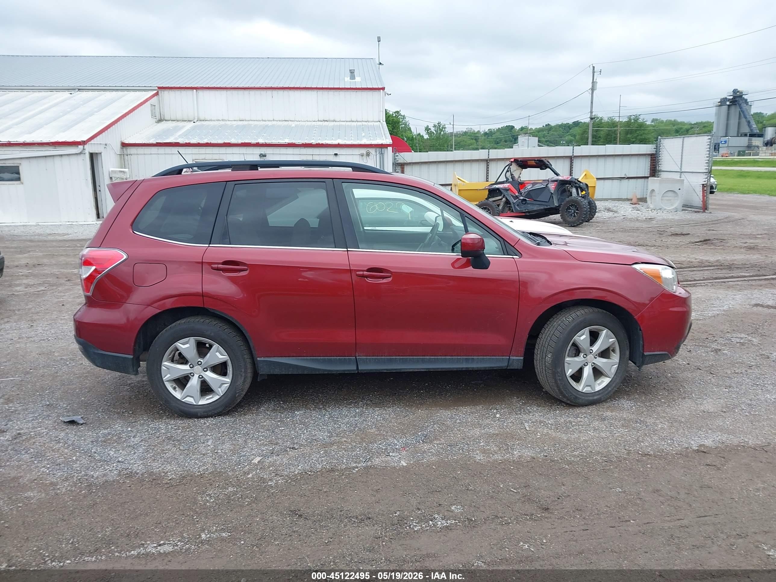 2015 Subaru Forester 2.5i Limited Красный vin: JF2SJAHC6FH572406