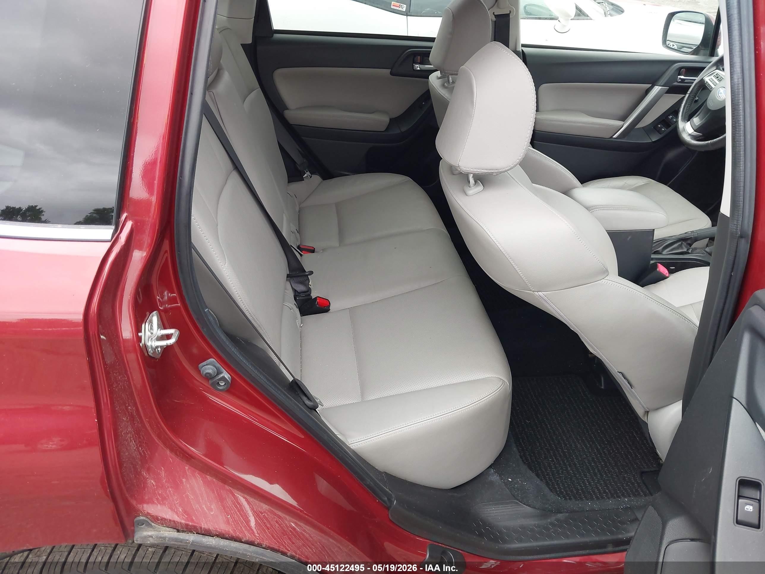2015 Subaru Forester 2.5i Limited Красный vin: JF2SJAHC6FH572406