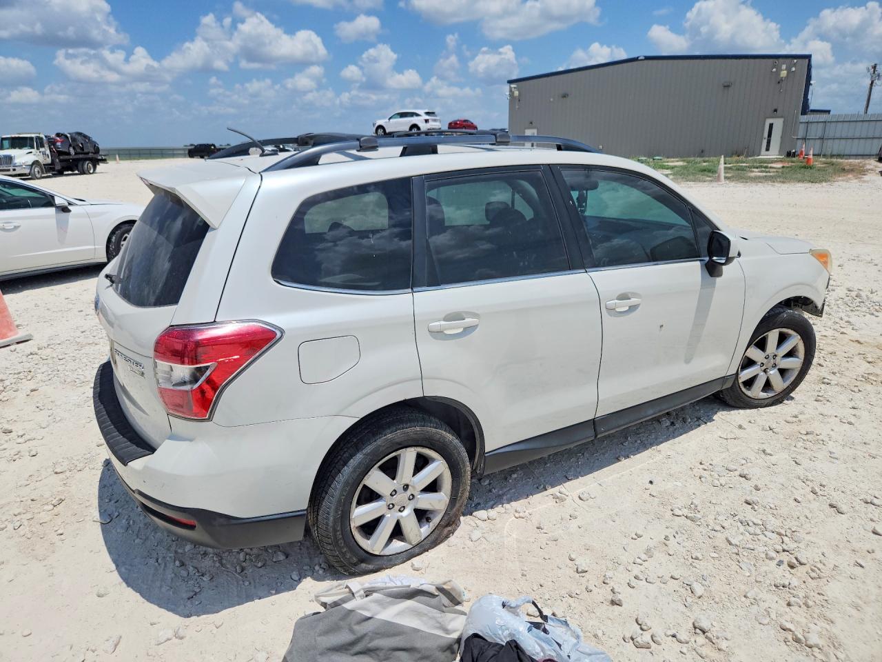 2015 Subaru Forester 2.5i Limited Белый vin: JF2SJAHC6FH838216