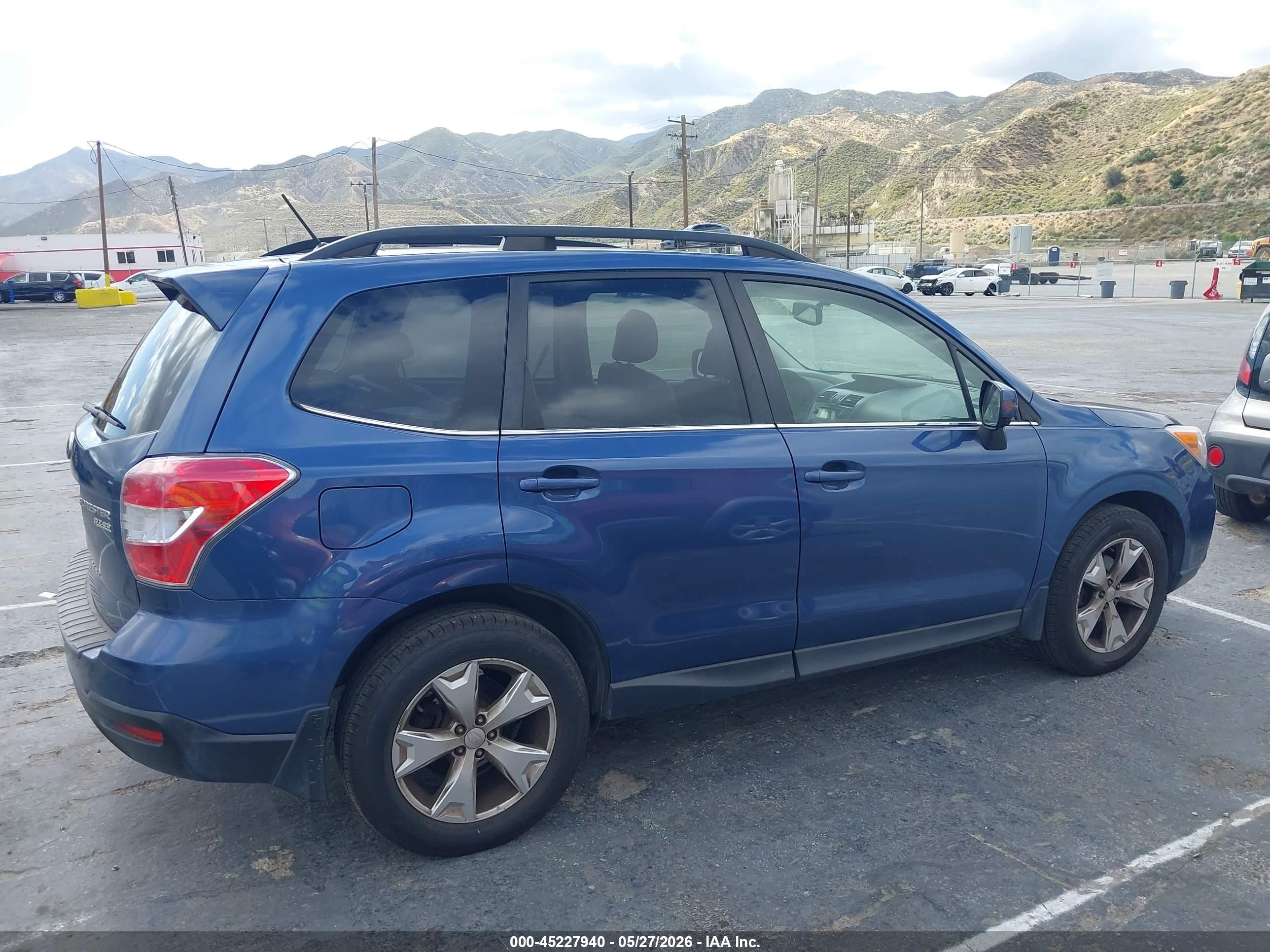 2014 Subaru Forester 2.5i Limited Blue vin: JF2SJAHC7EH434808
