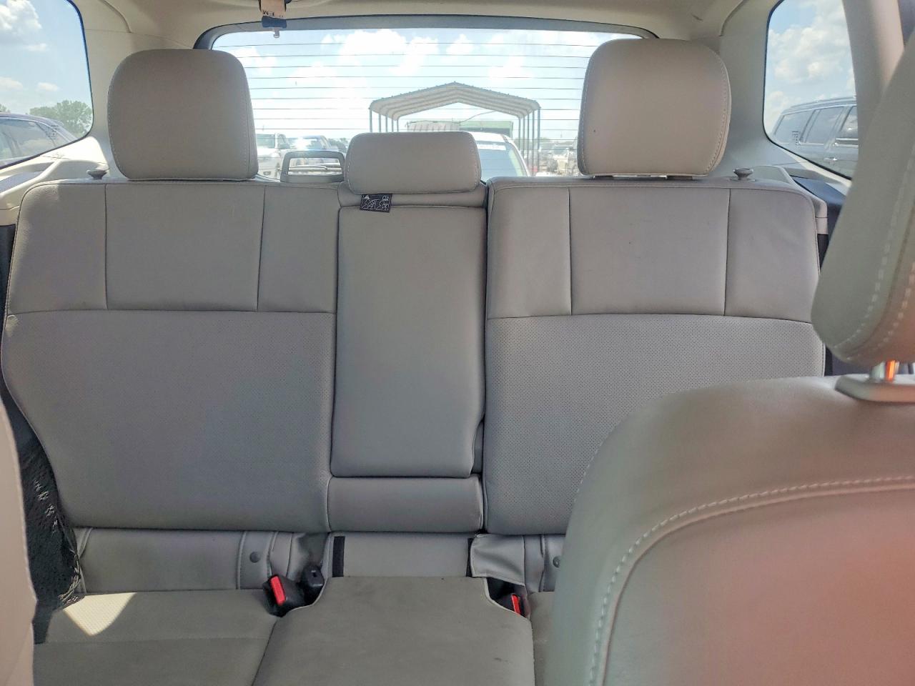 2014 Subaru Forester 2.5i Limited Серебряный vin: JF2SJAHC7EH442245