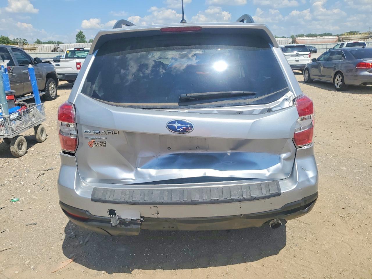 2014 Subaru Forester 2.5i Limited Серебряный vin: JF2SJAHC7EH442245