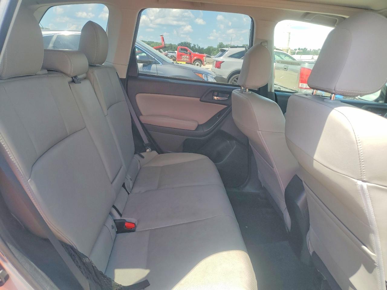 2014 Subaru Forester 2.5i Limited Серебряный vin: JF2SJAHC7EH442245