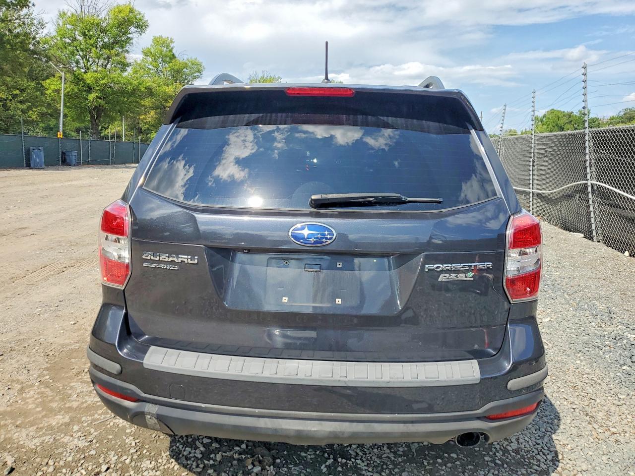 2014 Subaru Forester 2.5i Limited Charcoal vin: JF2SJAHC7EH455125